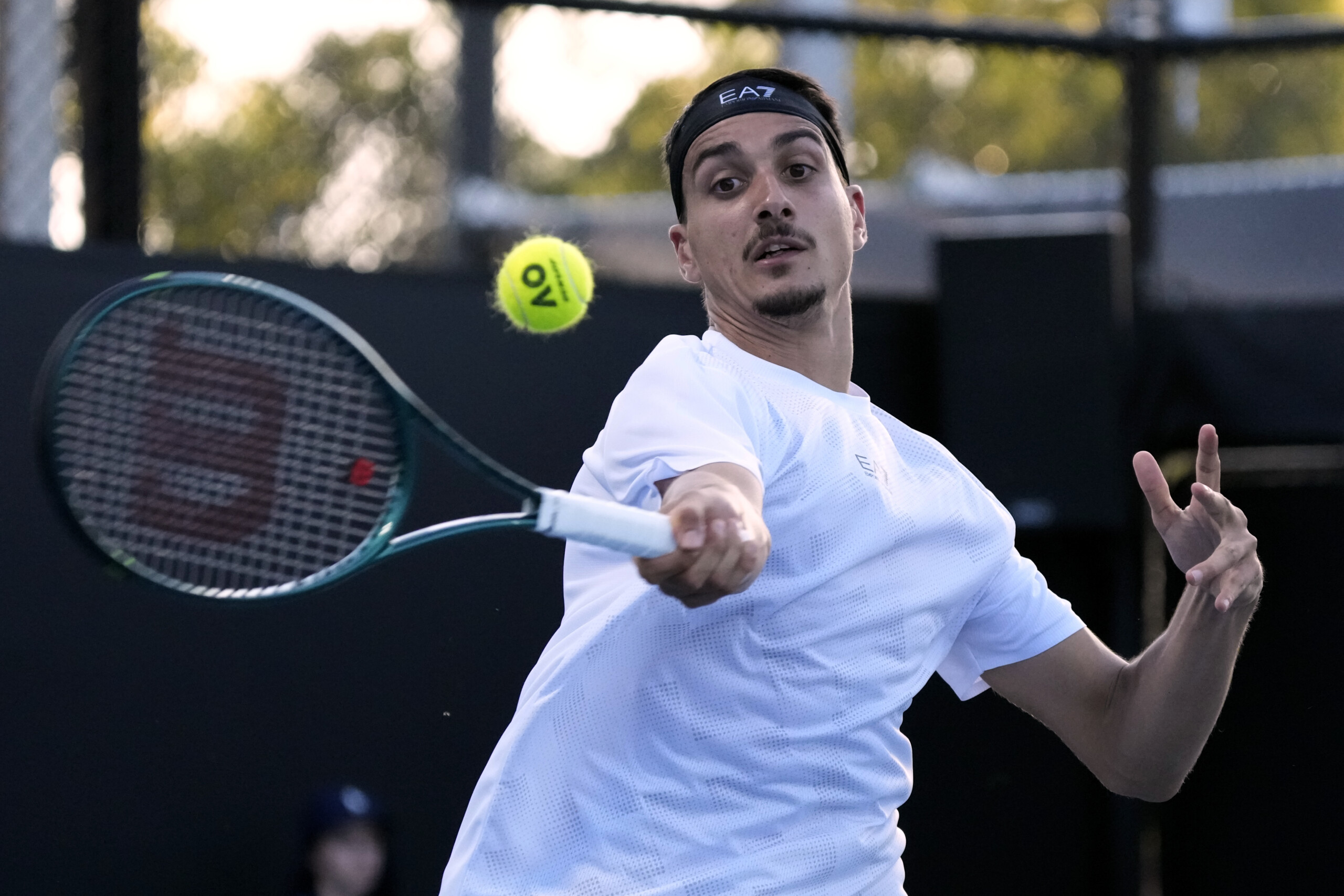 australian open sonego in second round beat wawrinka in 4 sets scaled