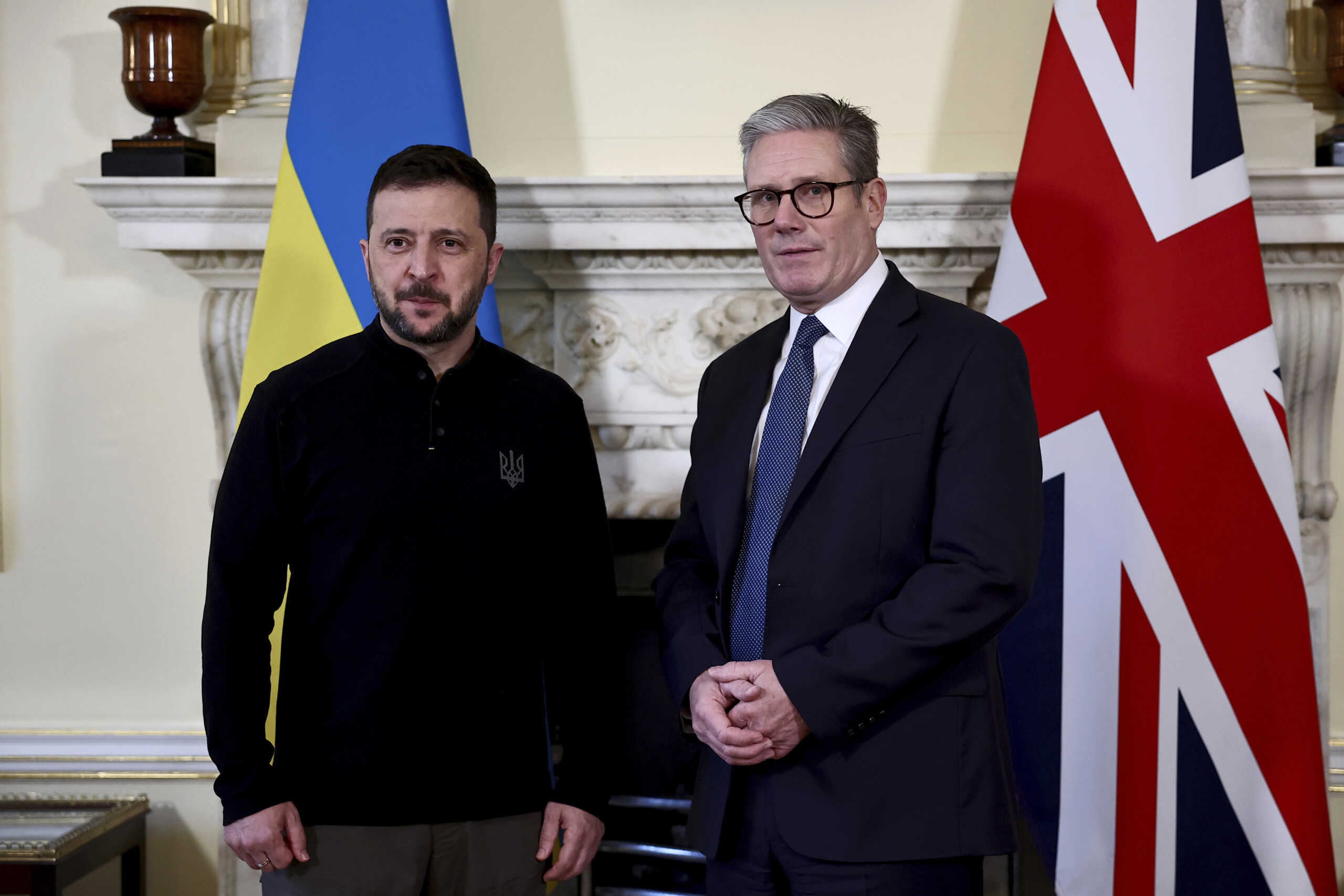 ukraine british pm starmer in kiev will sign cooperation pact scaled