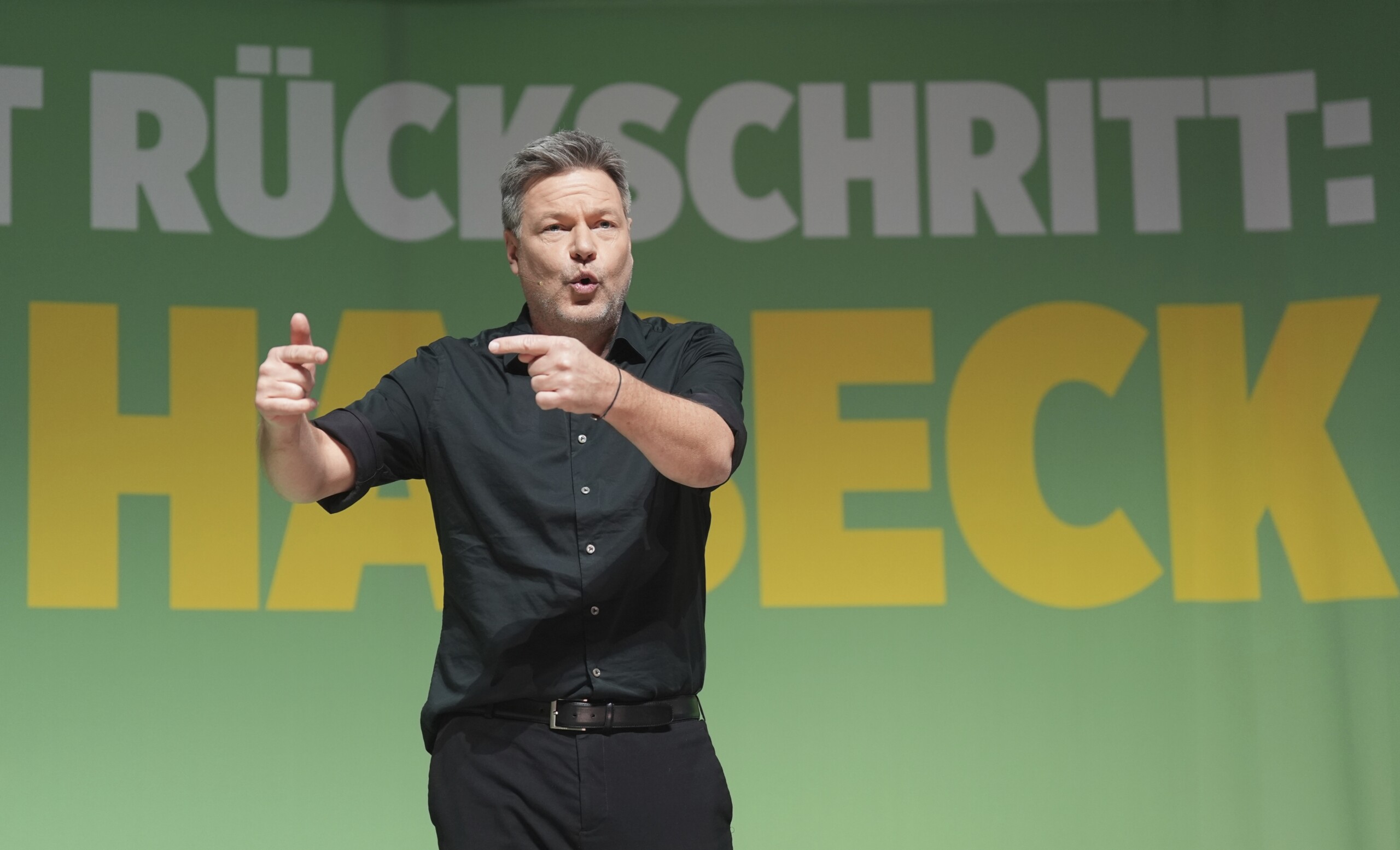 germany habeck greens ready for a coalition with cdu csu and spd scaled