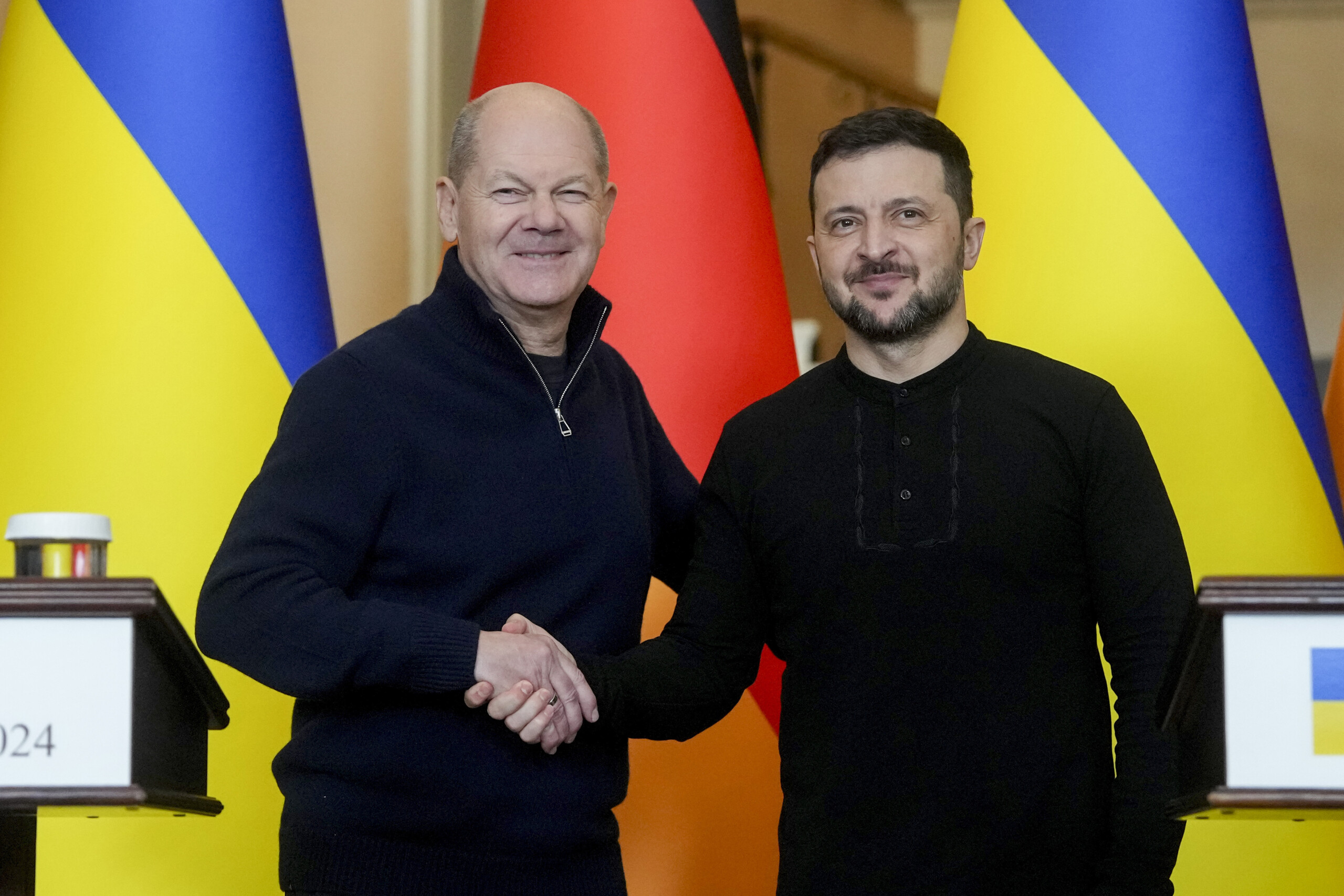 ukraine scholz and zelensky agree on trump leadership for peace scaled