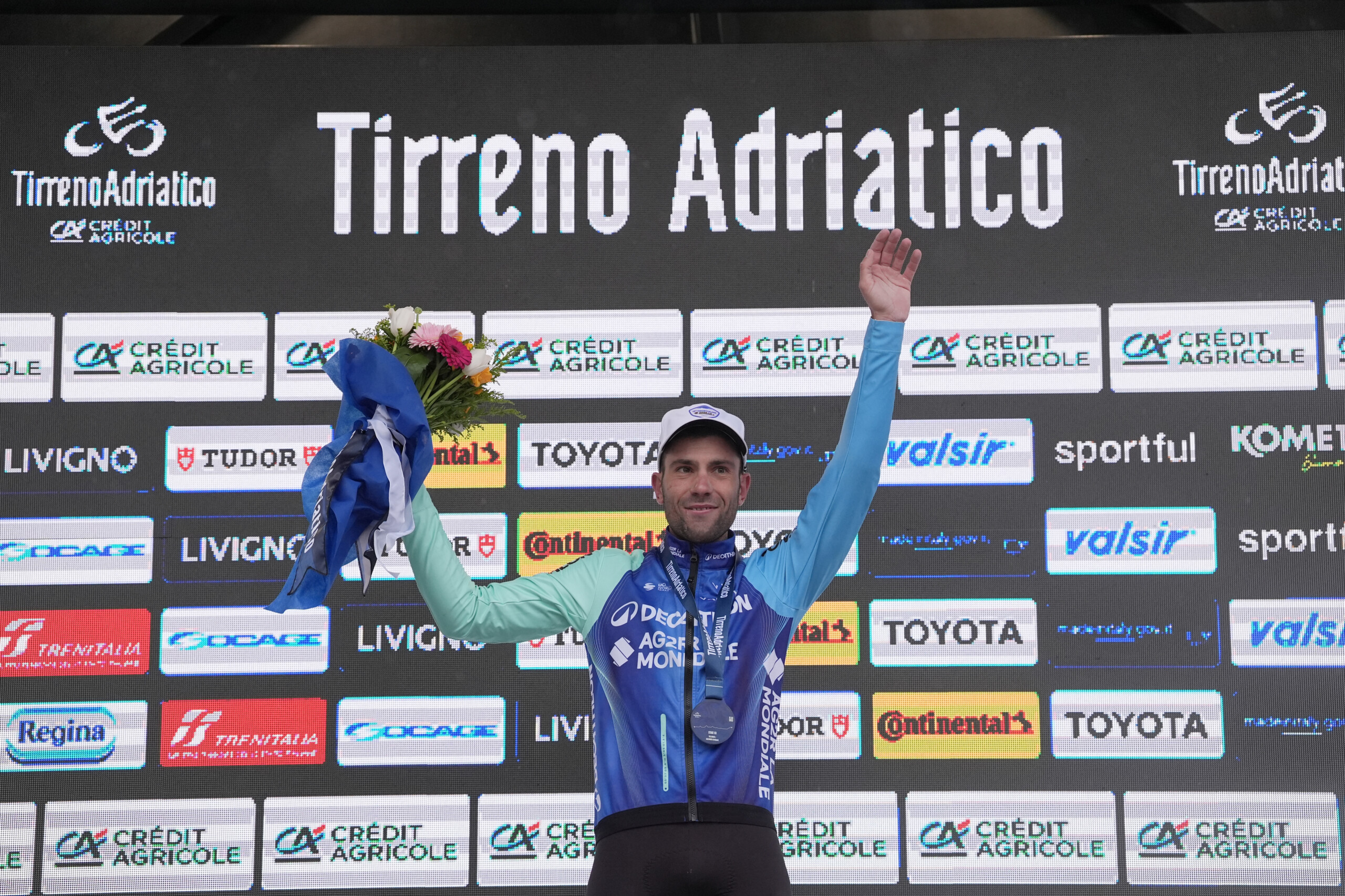 cycling tirreno adriatico vendrame wins third stage ganna remains leader scaled