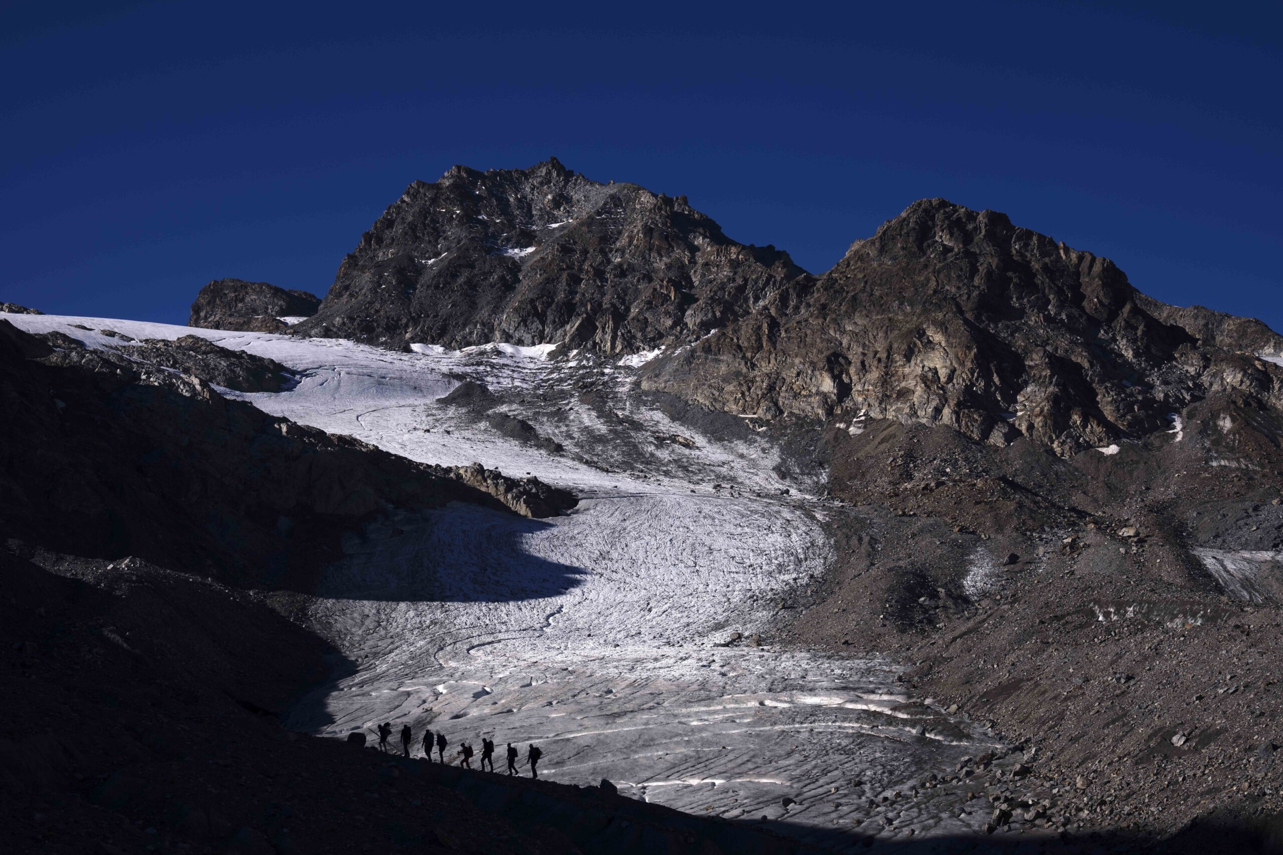 climate the expert speaks the fate of the glaciers is sealed they will disappear scaled