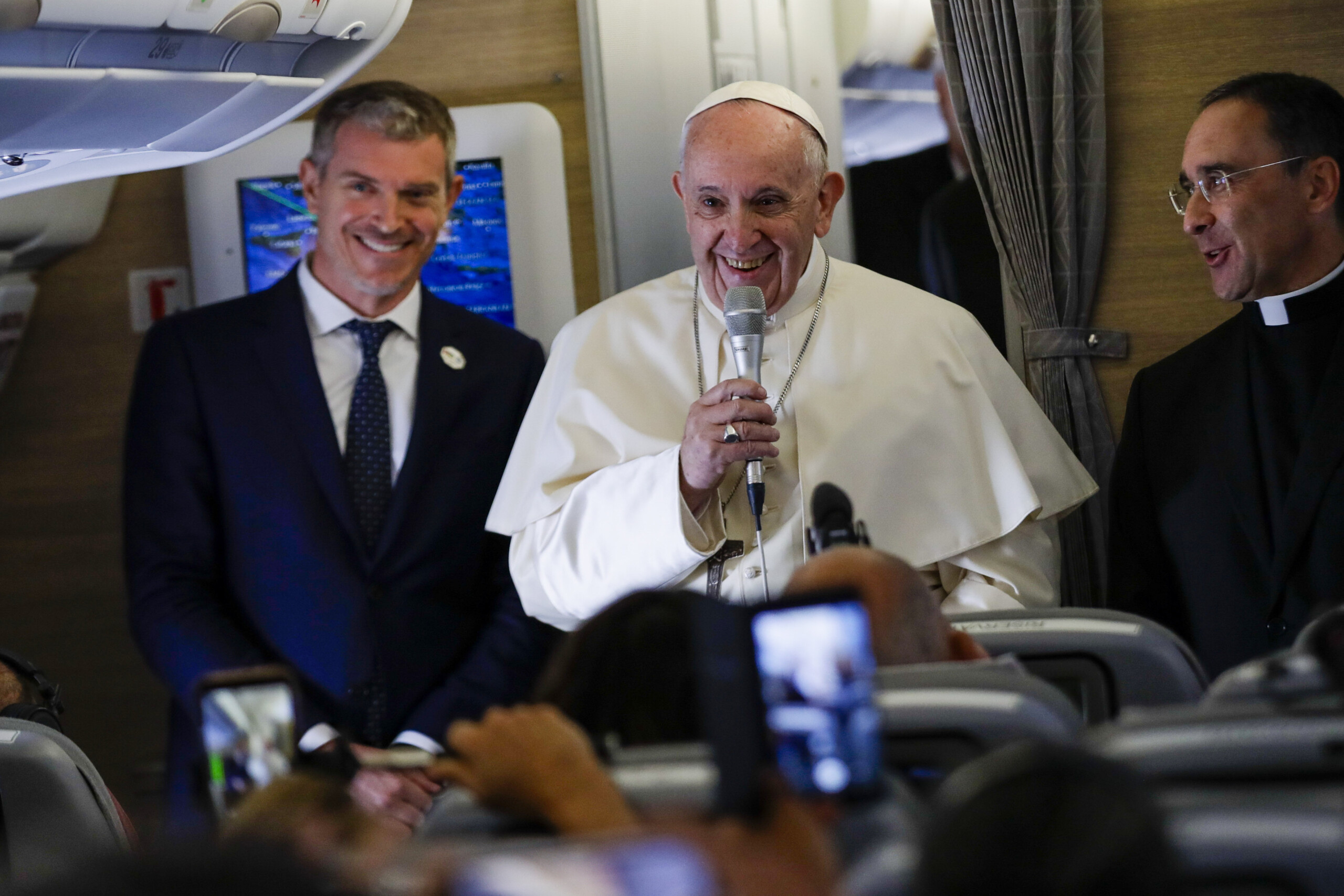 pope francis bruni no live tv for burial scaled