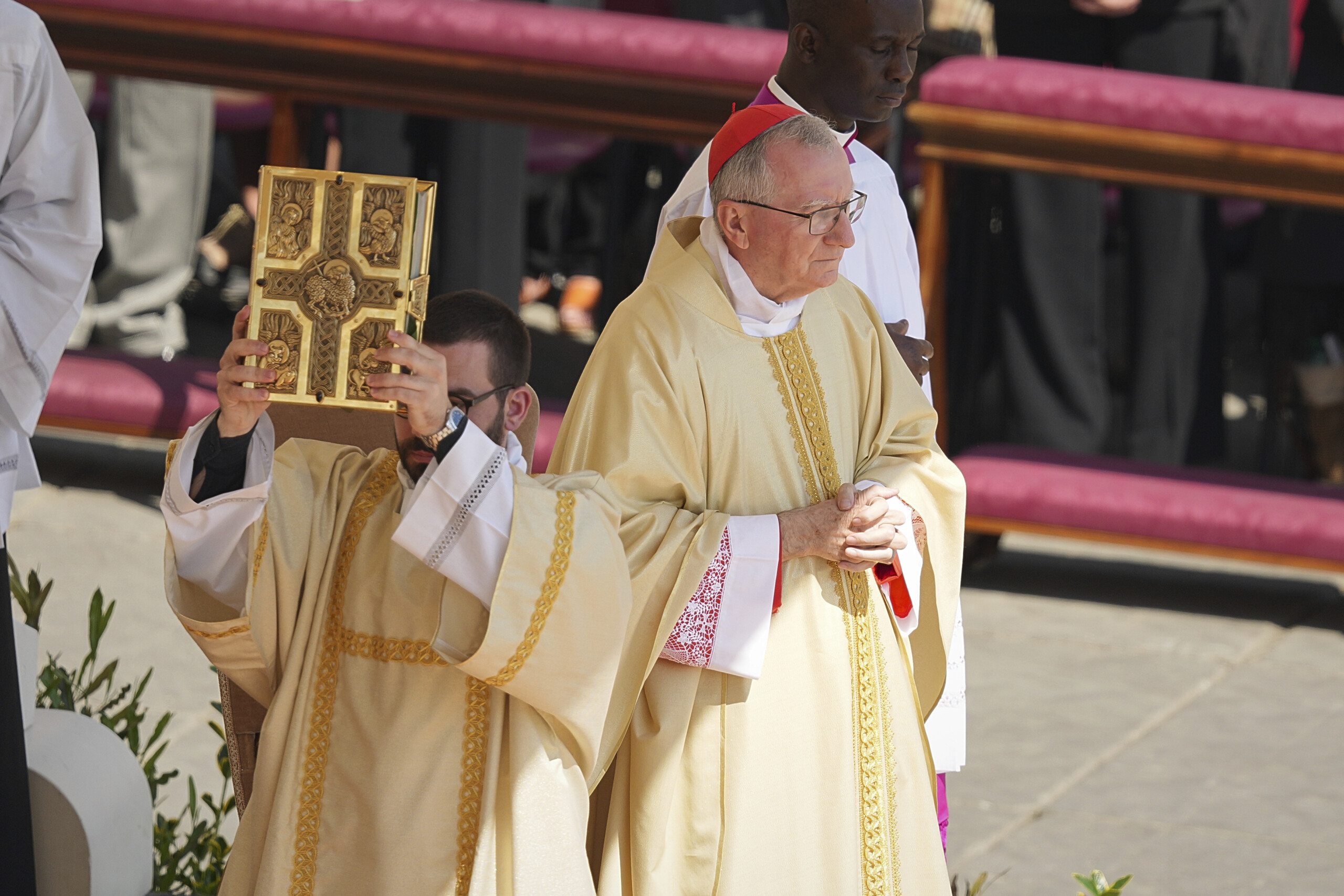 conclave bruni no illness for parolin scaled