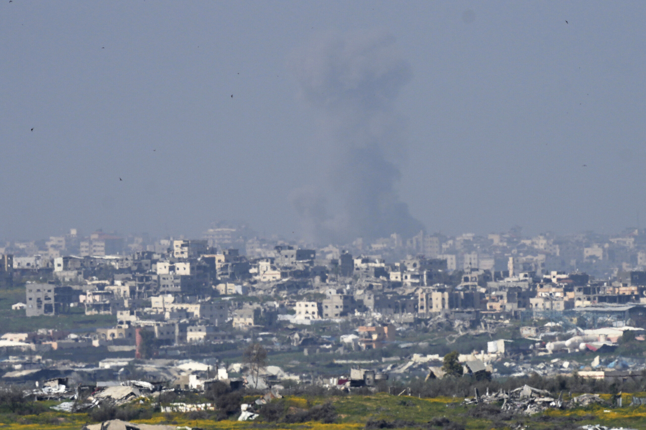 israeli raids in gaza at least 31 dead scaled