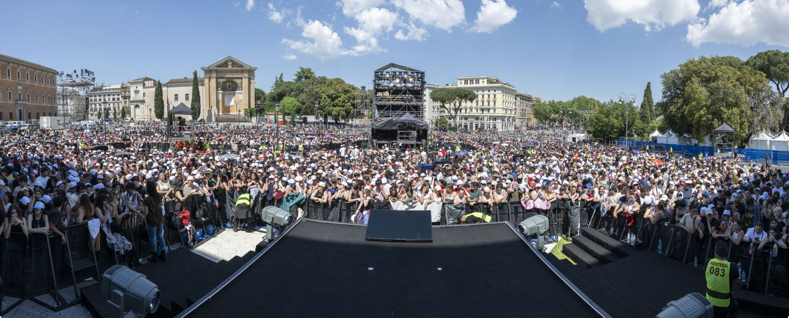 may 1st 200000 attendees in piazza san giovanni in rome scaled