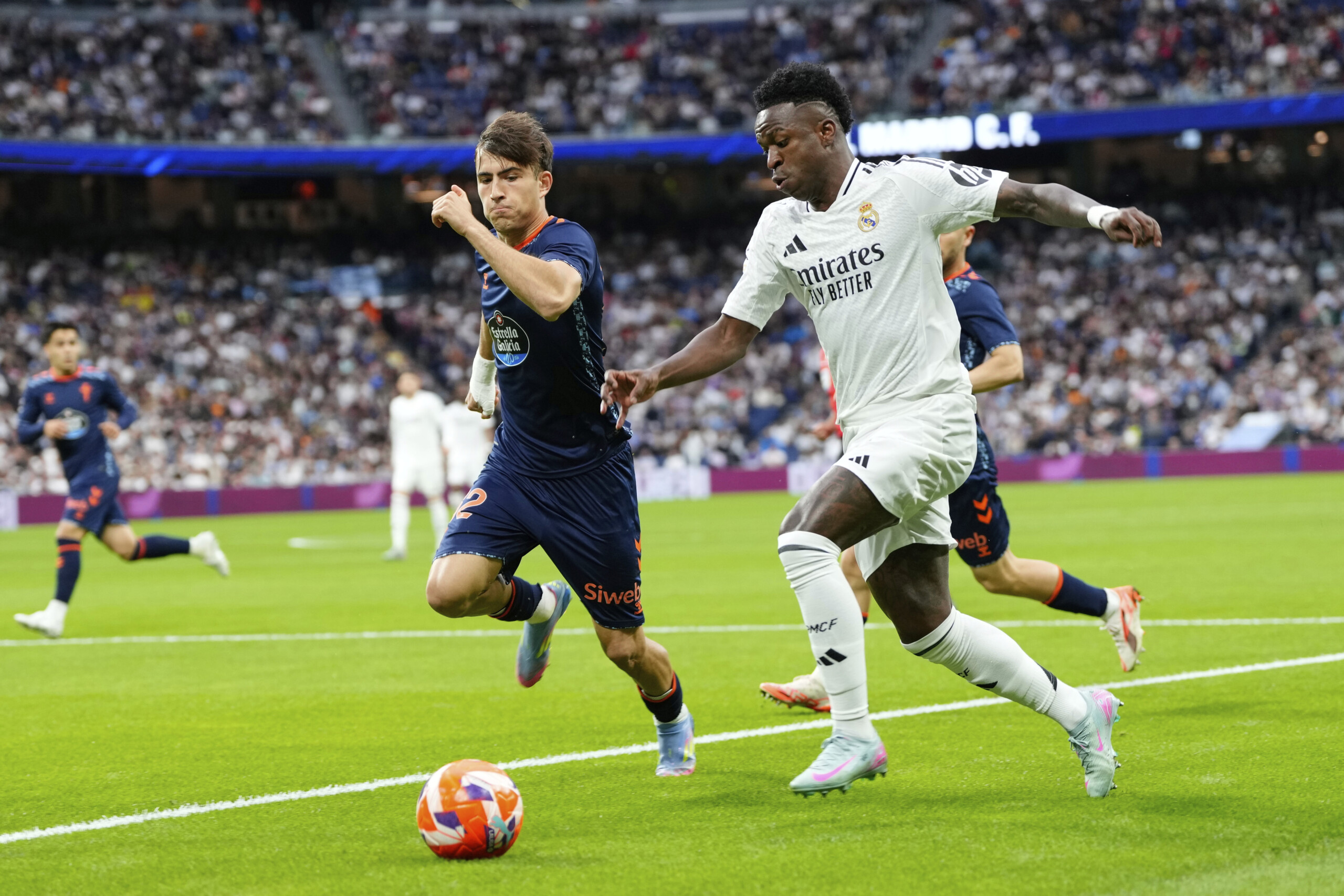 la liga real madrid beats celta vigo 3 2 and closes gap to 4 points behind barcelona scaled