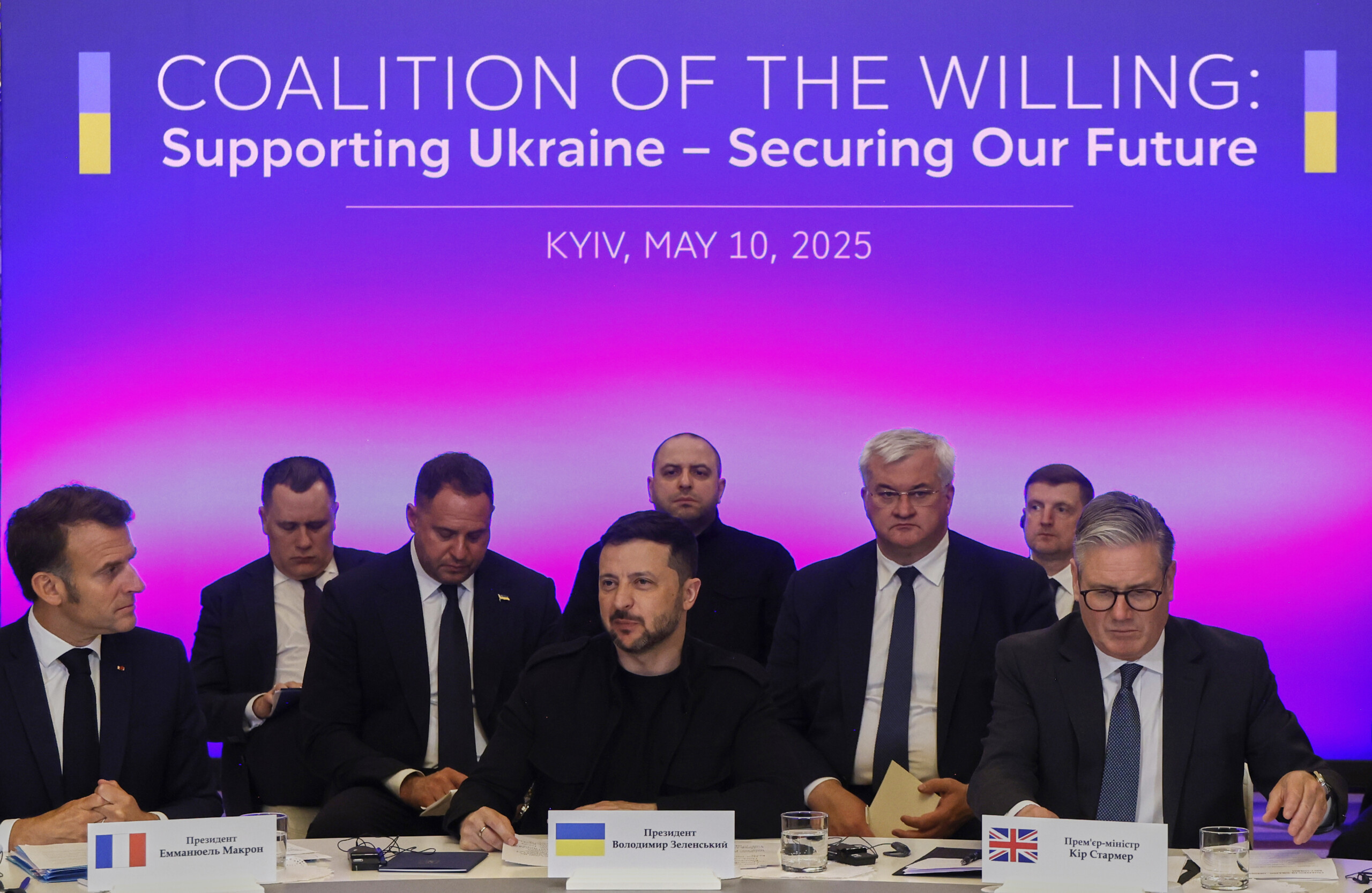 ukraine voluntary leaders speak with trump ready for a ceasefire starting monday scaled