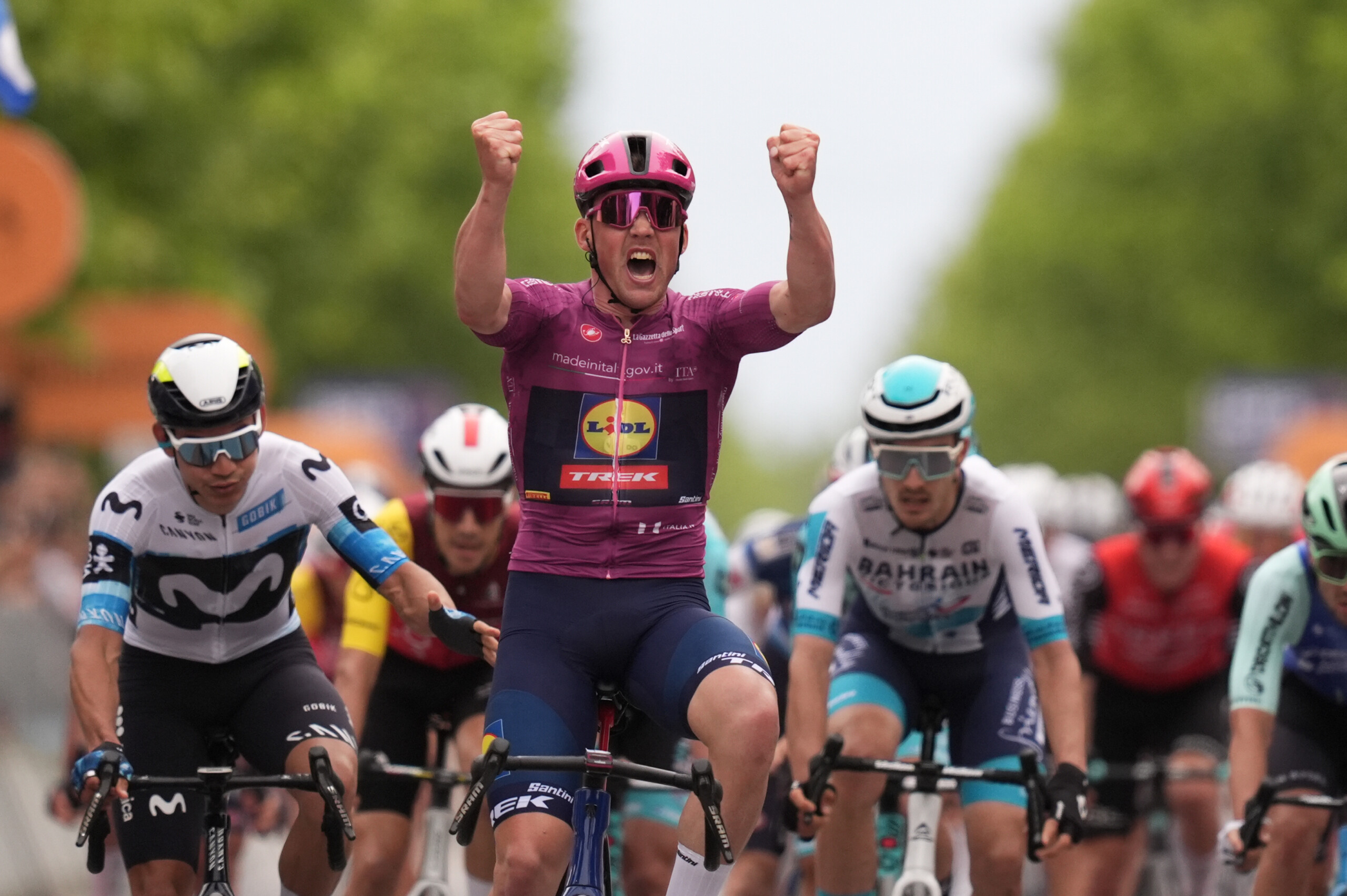 giro ditalia pedersen wins third stage and regains the pink jersey scaled