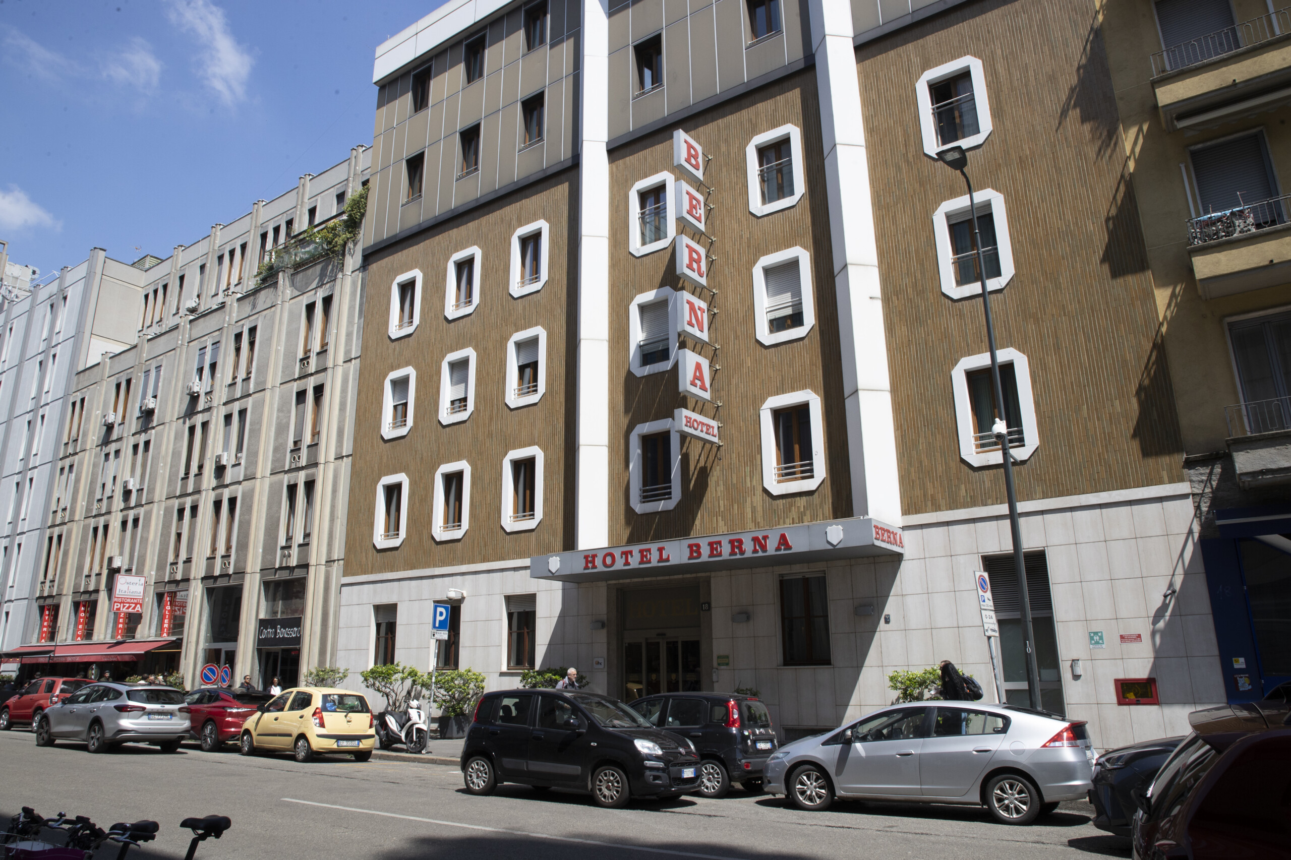 milan man stabbed in hotel out of danger attacker sought abroad scaled