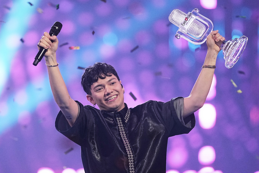 eurovision jj brings austria to victory fifth place for lucio corsi