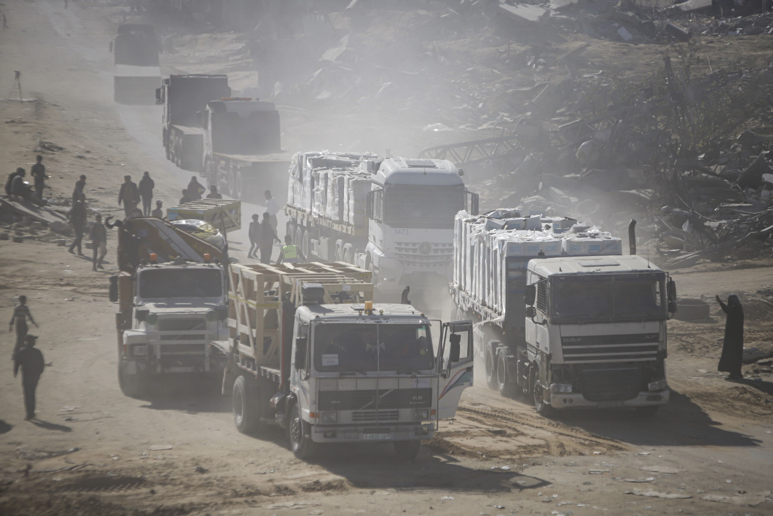 middle east un source 20 aid trucks expected to enter gaza today scaled