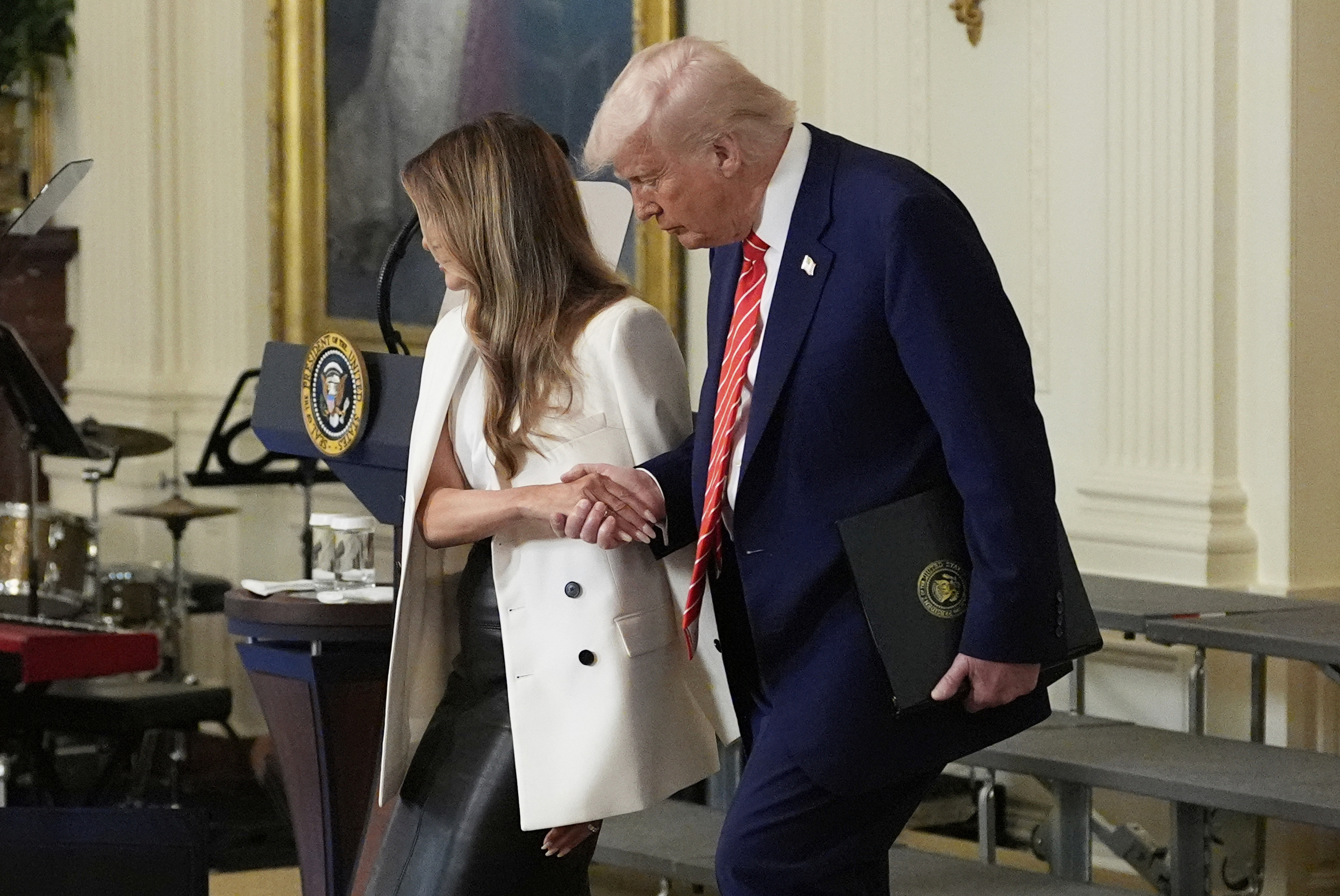 usa trump signs law against revenge porn with melania