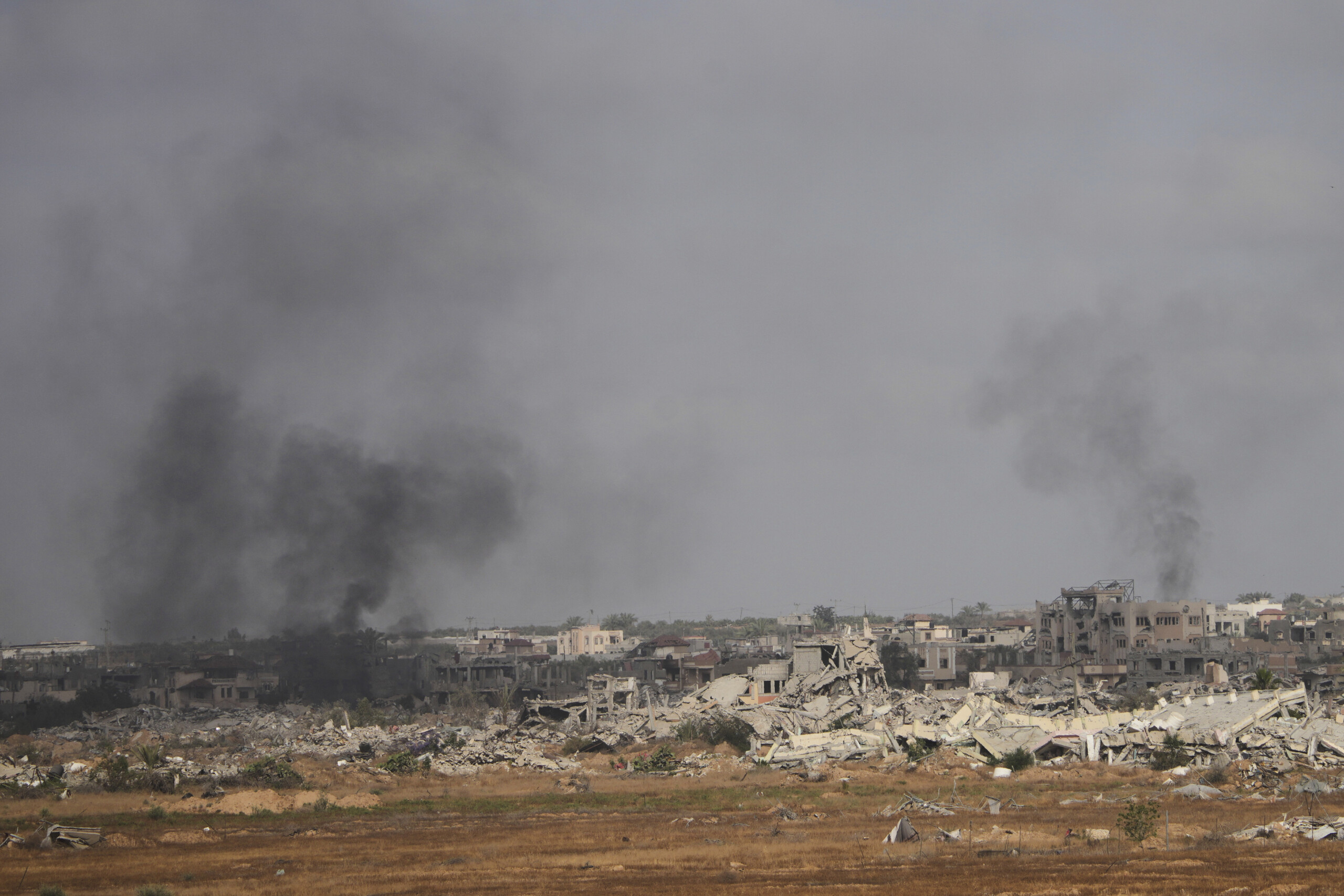 gaza media at least 20 dead in israeli airstrikes since midnight scaled