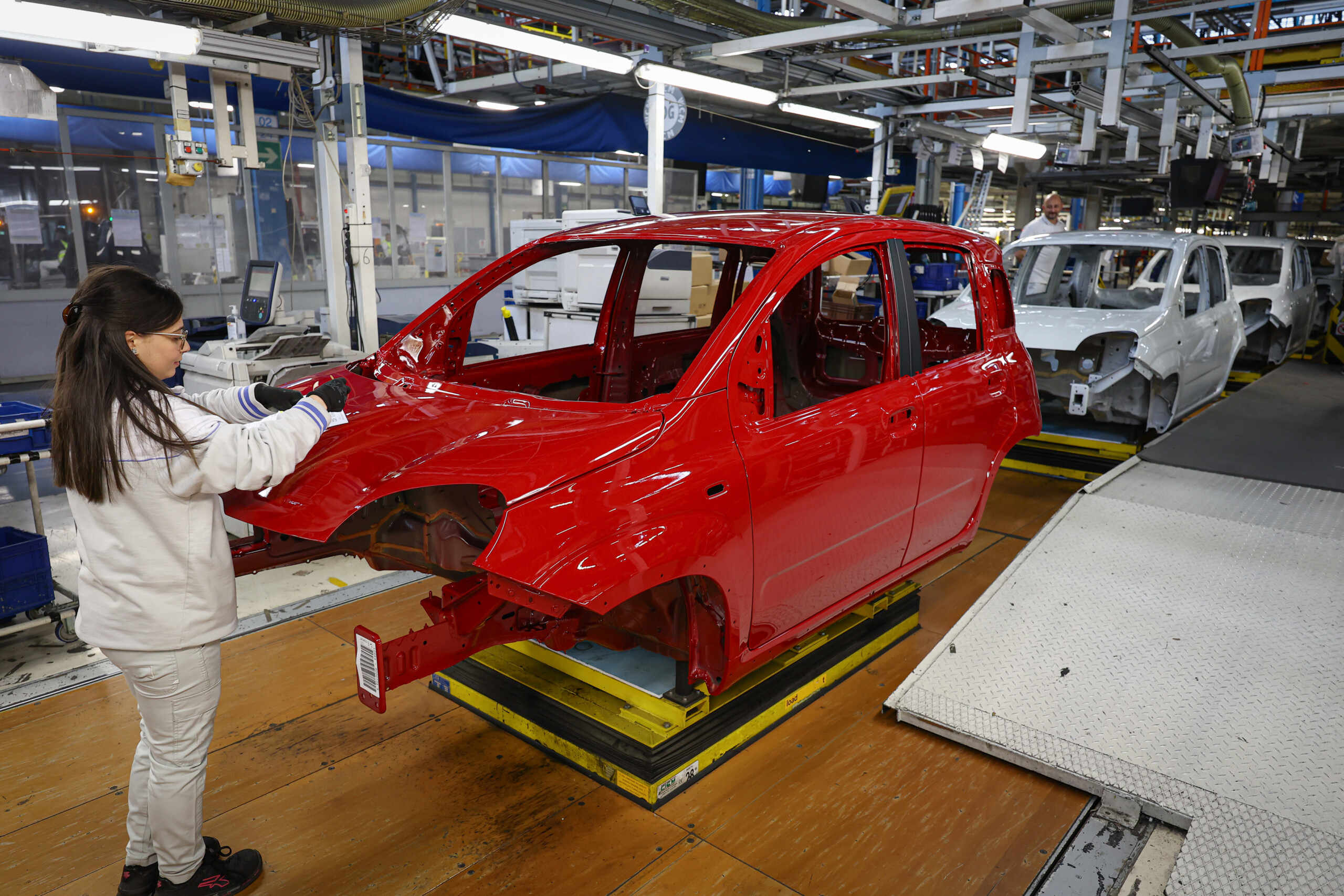 gdp istat 0 7 for italy in 2024 below france and spain scaled