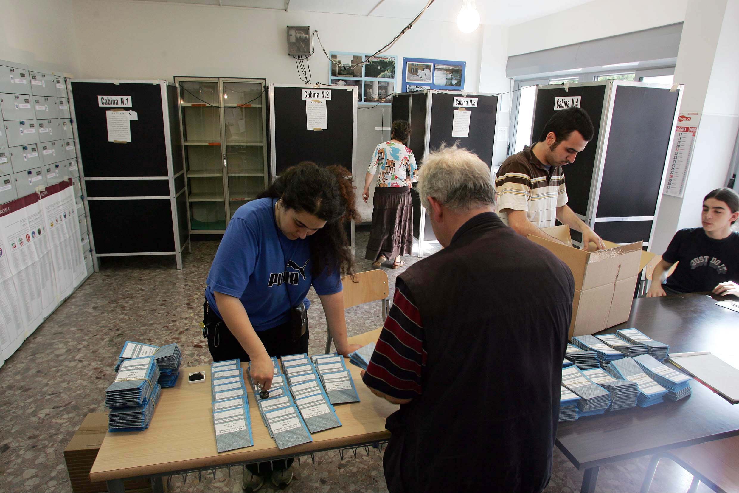 local elections turnout down 33 48 voted by 7 p m