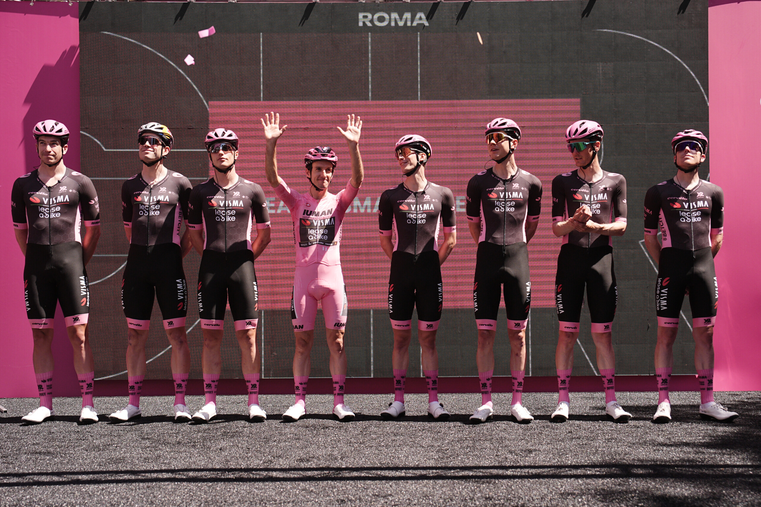 giro ditalia pope greets cyclists take care of your spirit as well as your body scaled