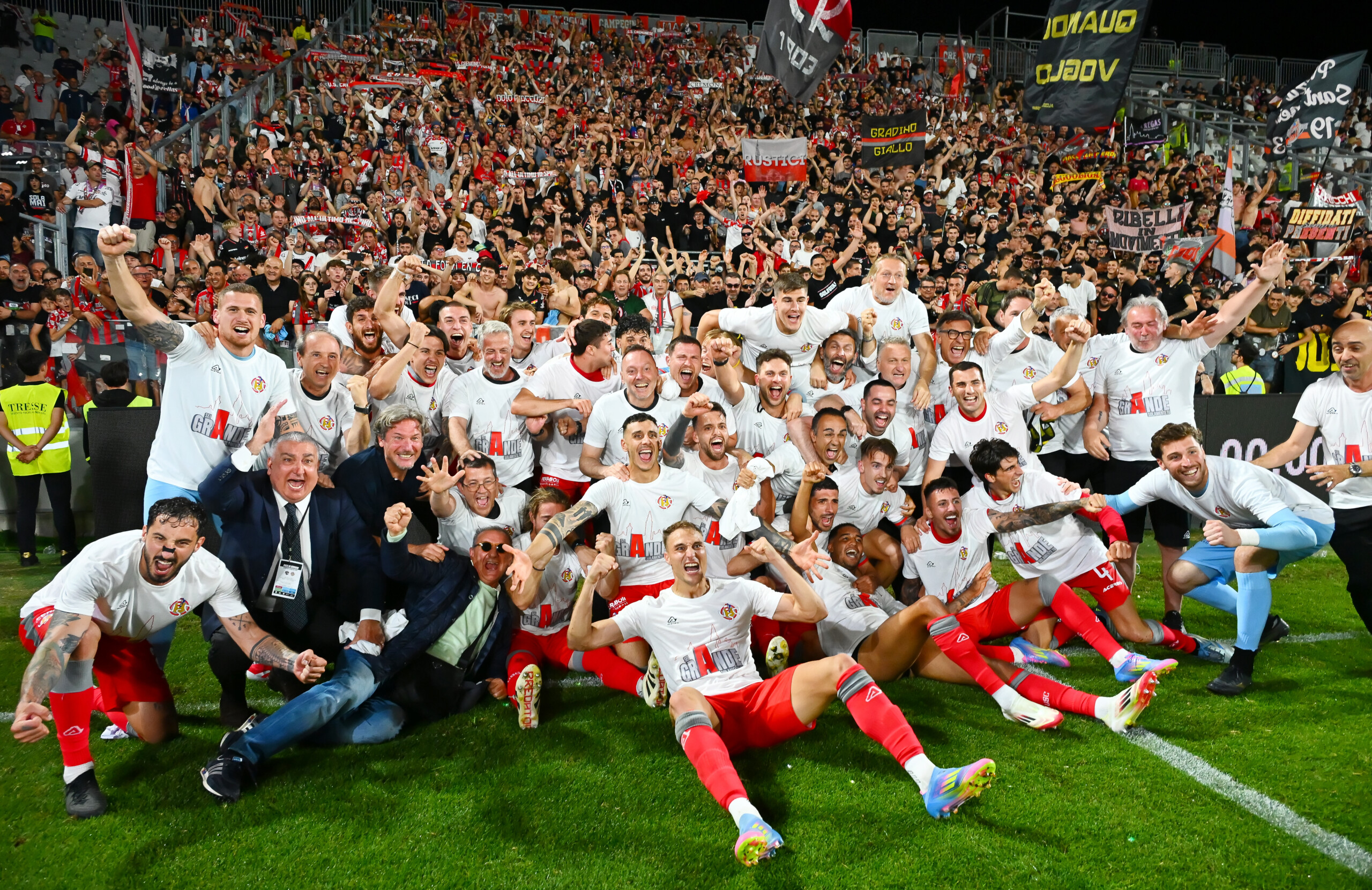football serie b cremonese beats spezia 3 2 and returns to serie a scaled