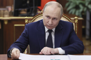 ukraine putin kyiv wants a ceasefire to rearm