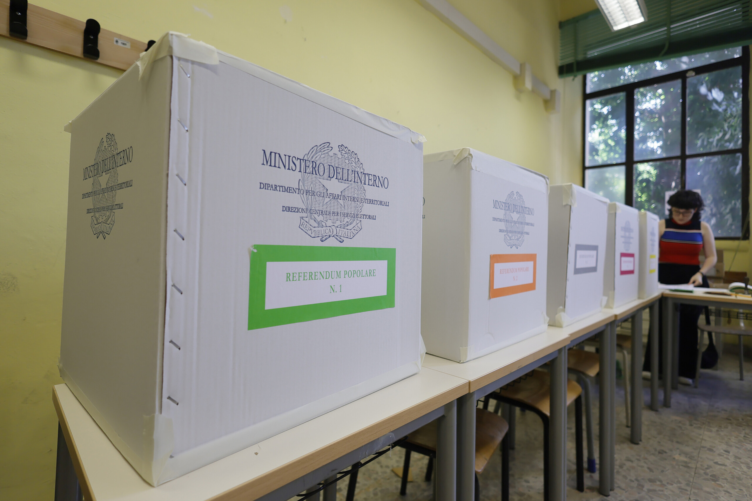 referendums voter turnout exceeds 15 at 7 pm scaled