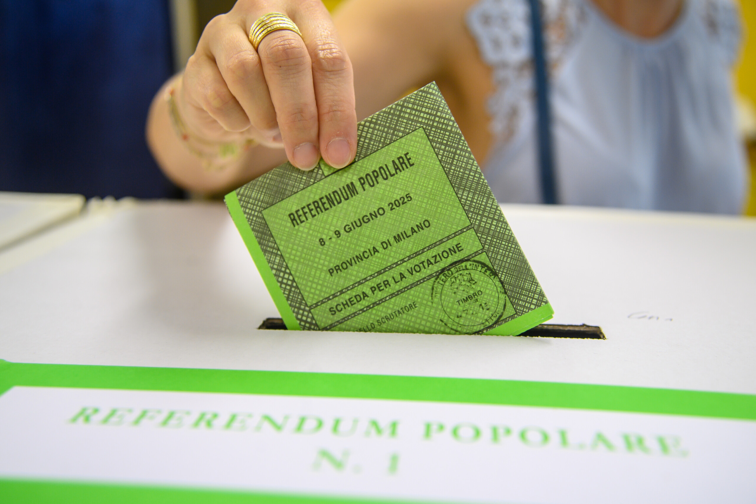 referendum partial turnout below 30 far from the quorum scaled