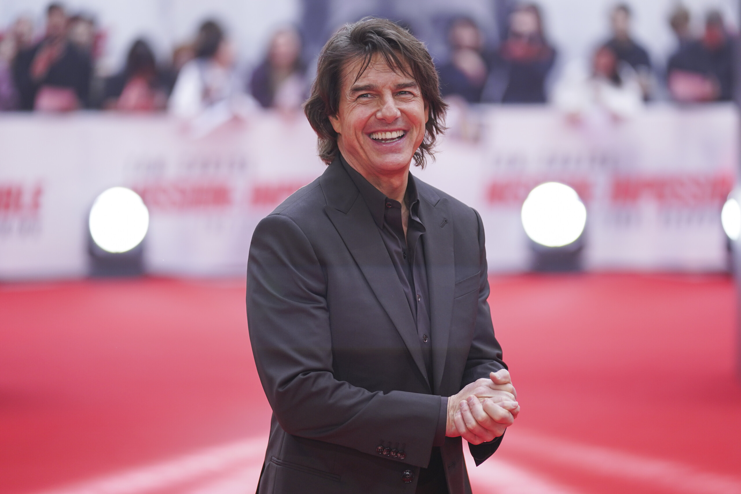 cinema tom cruise to receive honorary oscar scaled