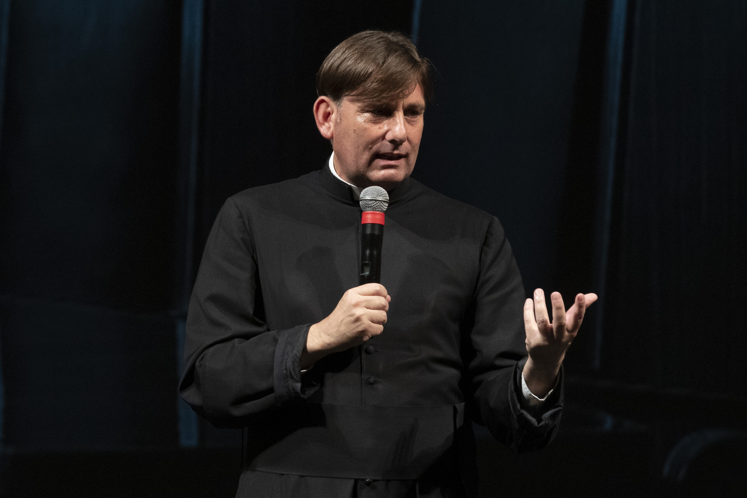 rome insults and stones thrown at father coluccia in quarticciolo scaled