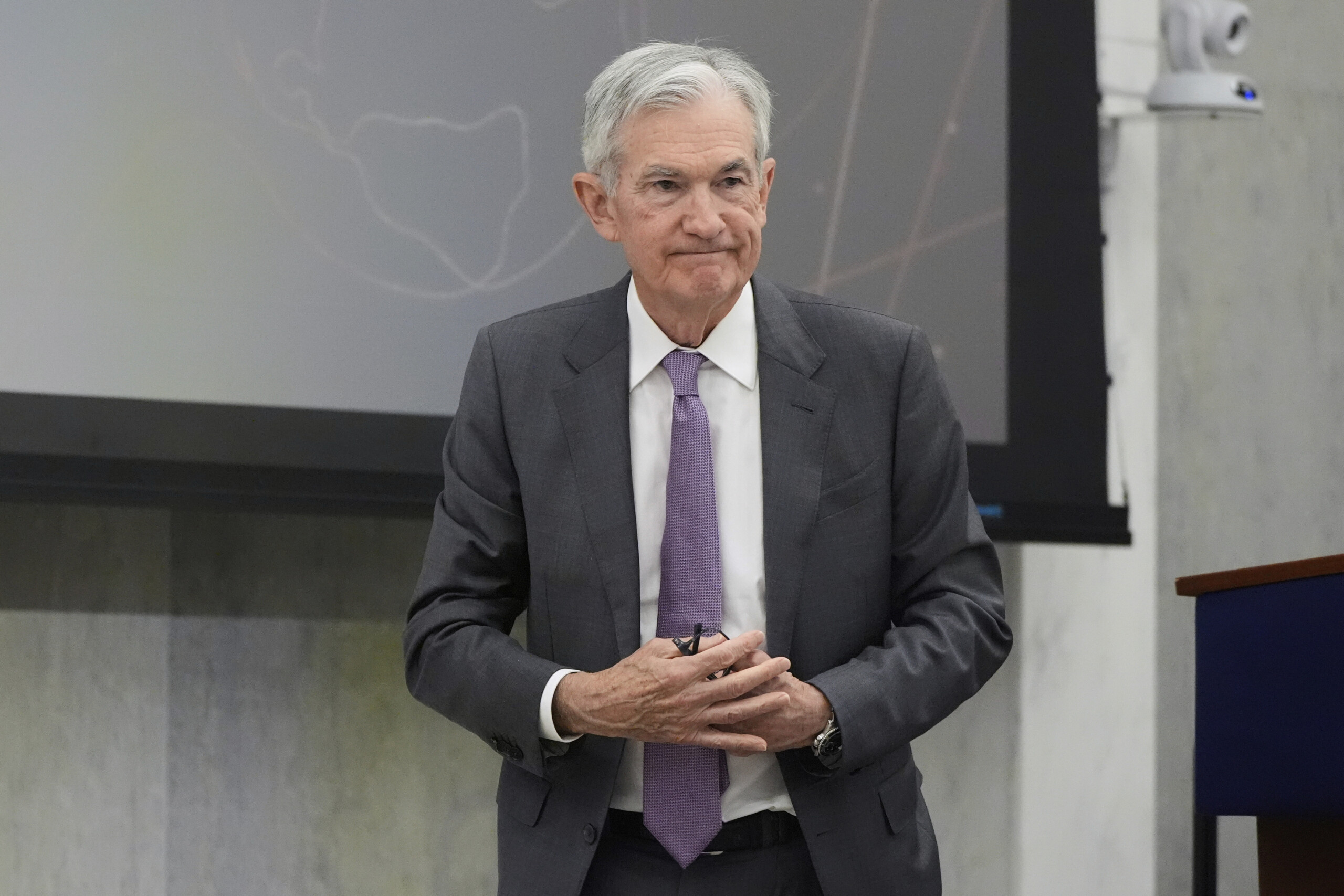 usa powell effects of trade and fiscal policies remain uncertain scaled