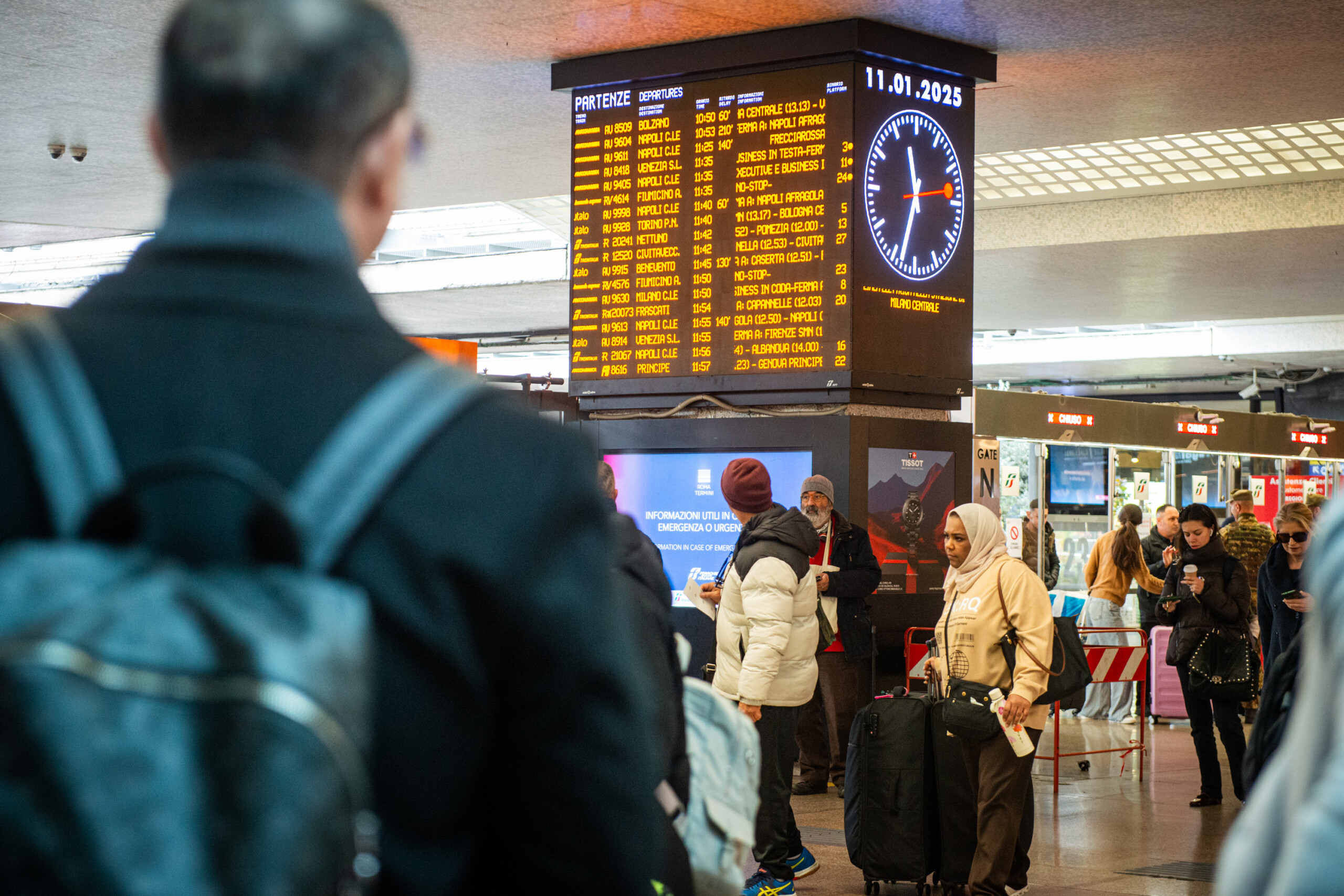 transport buses trains and planes disruptions expected tomorrow due to independent strike scaled