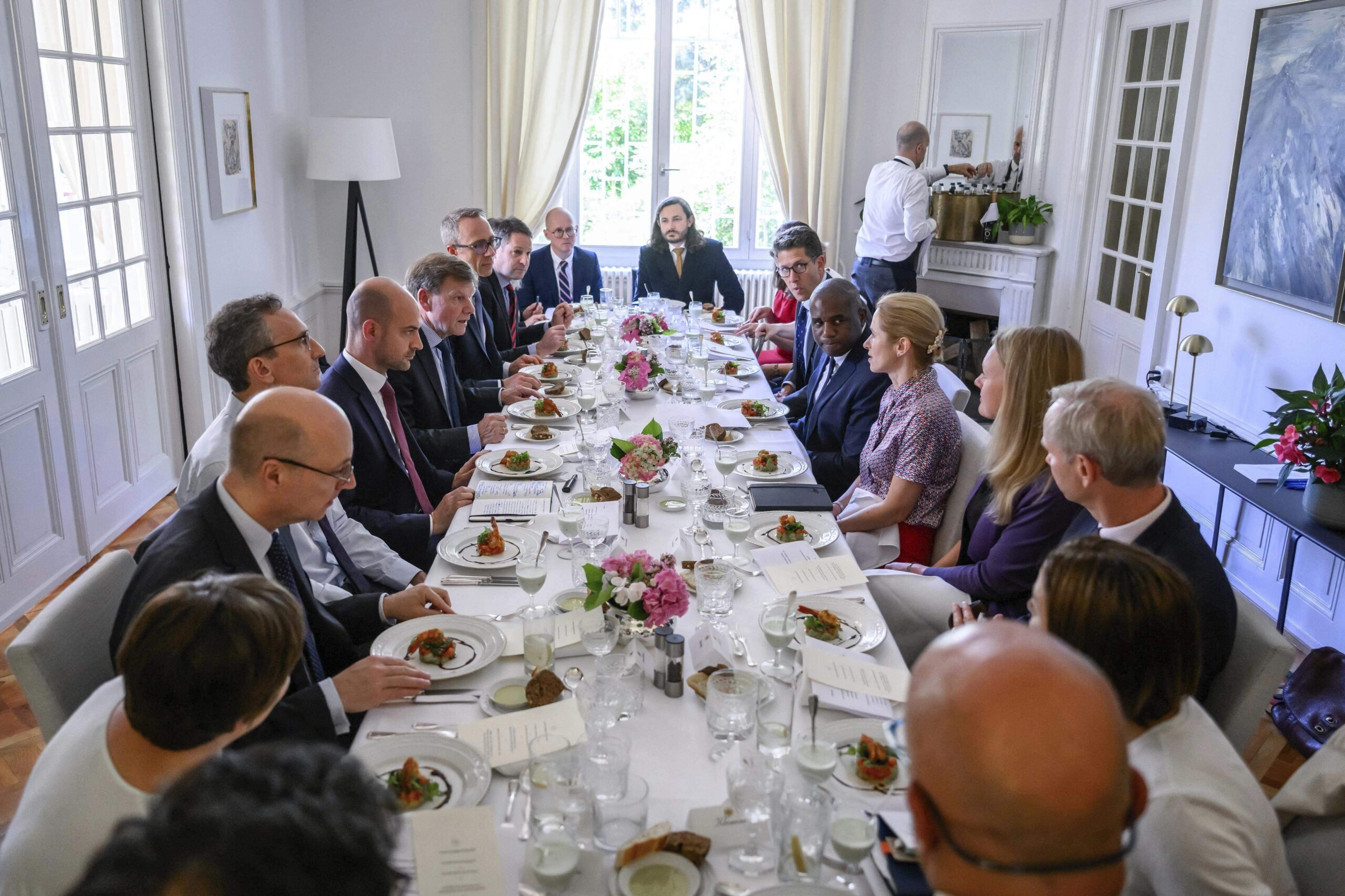 iran kallas agreement to keep discussions open with tehran scaled