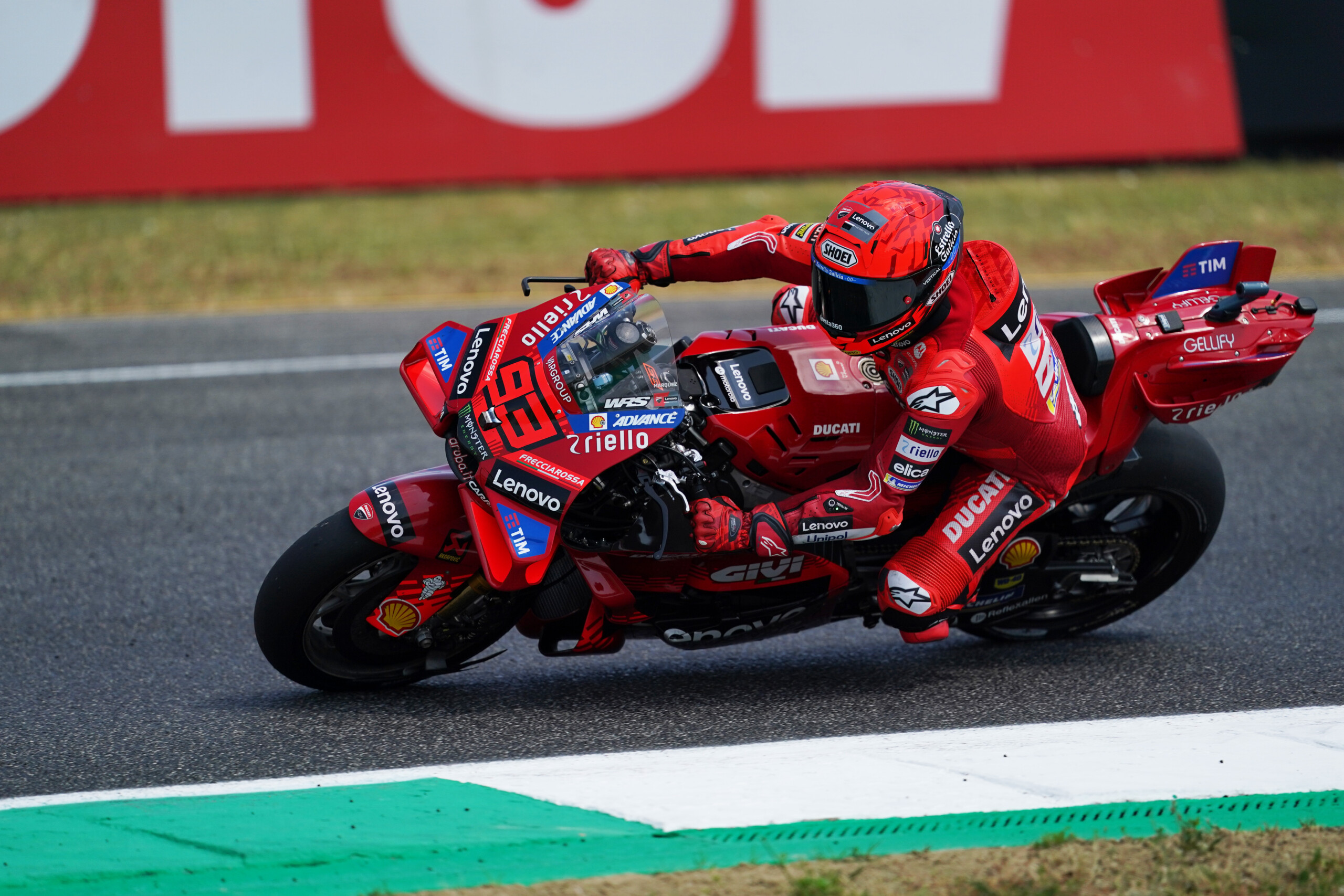 moto gp marc marquez wins sprint at mugello bagnaia third scaled