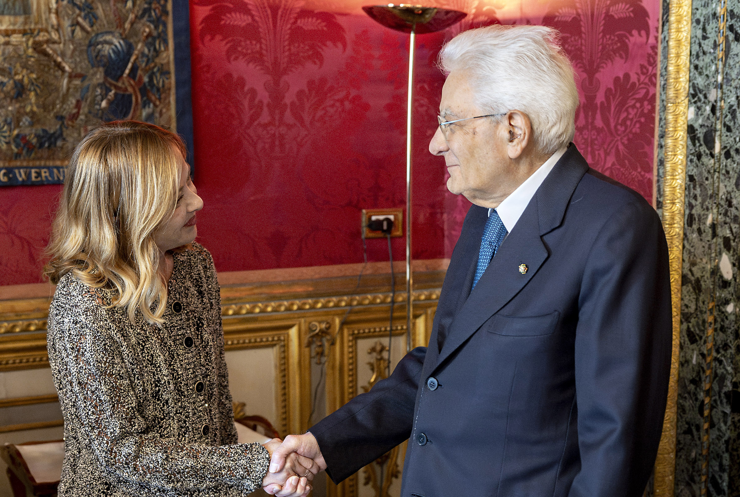 iran meloni calls mattarella focus on the international situation