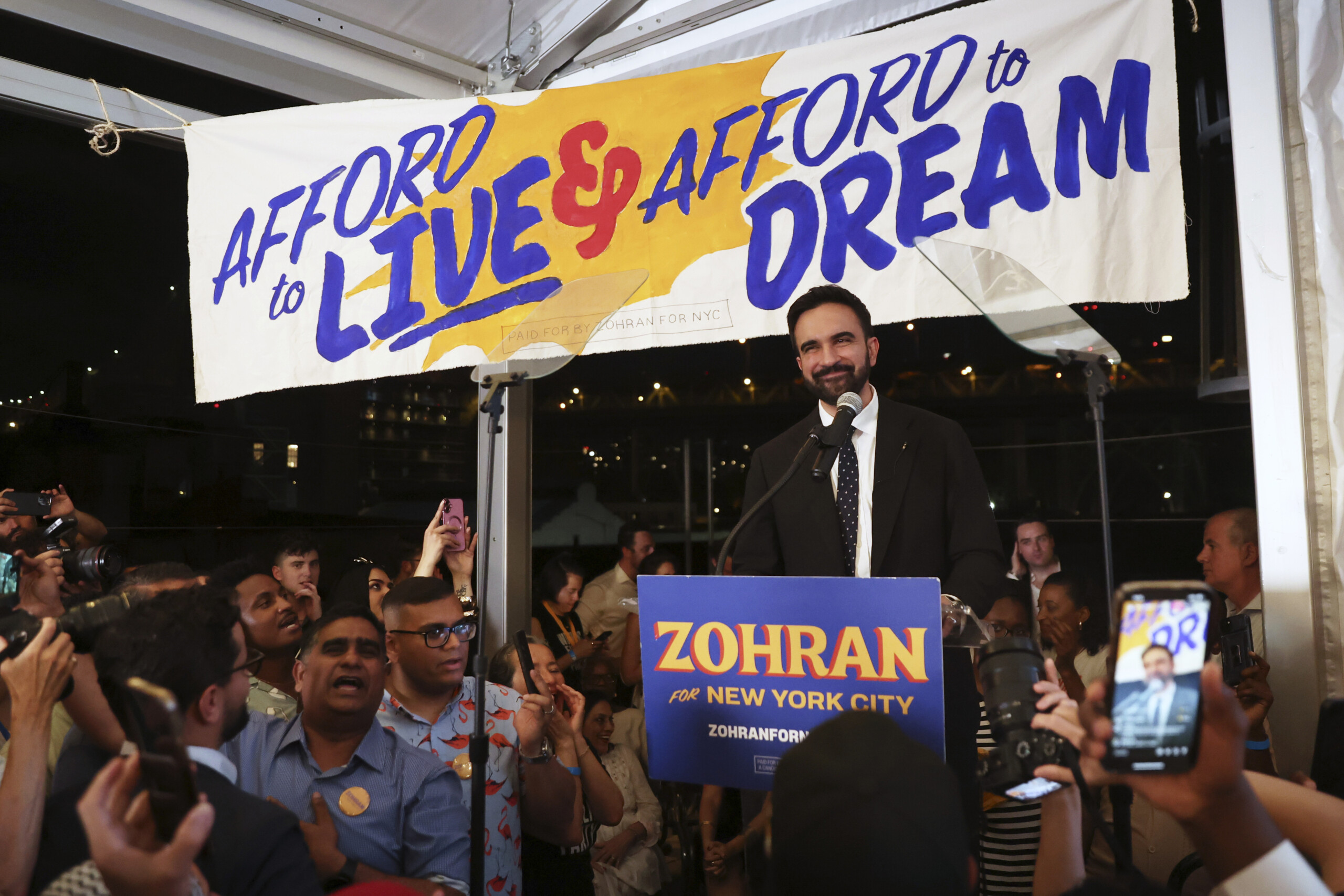 usa zohran mamdani wins the democratic primary for new york mayoral race scaled