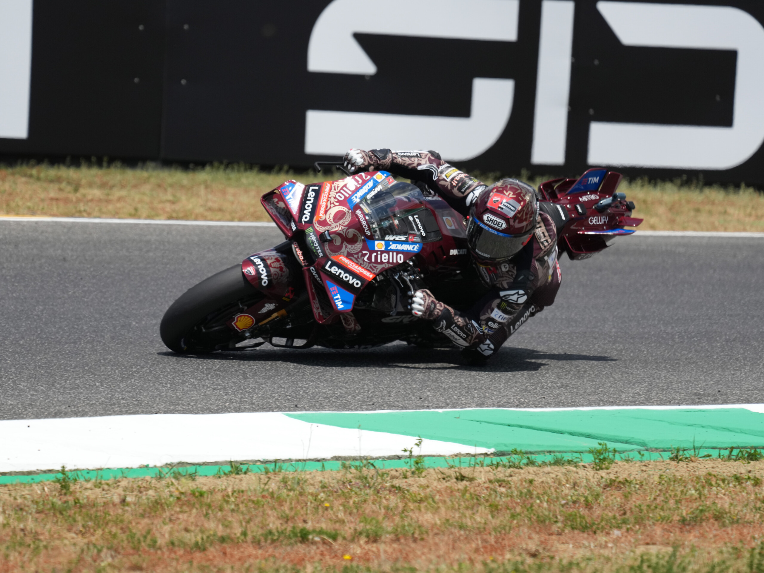 motogp m marquez crashes in first free practice session at dutch grand prix gets up in pain scaled