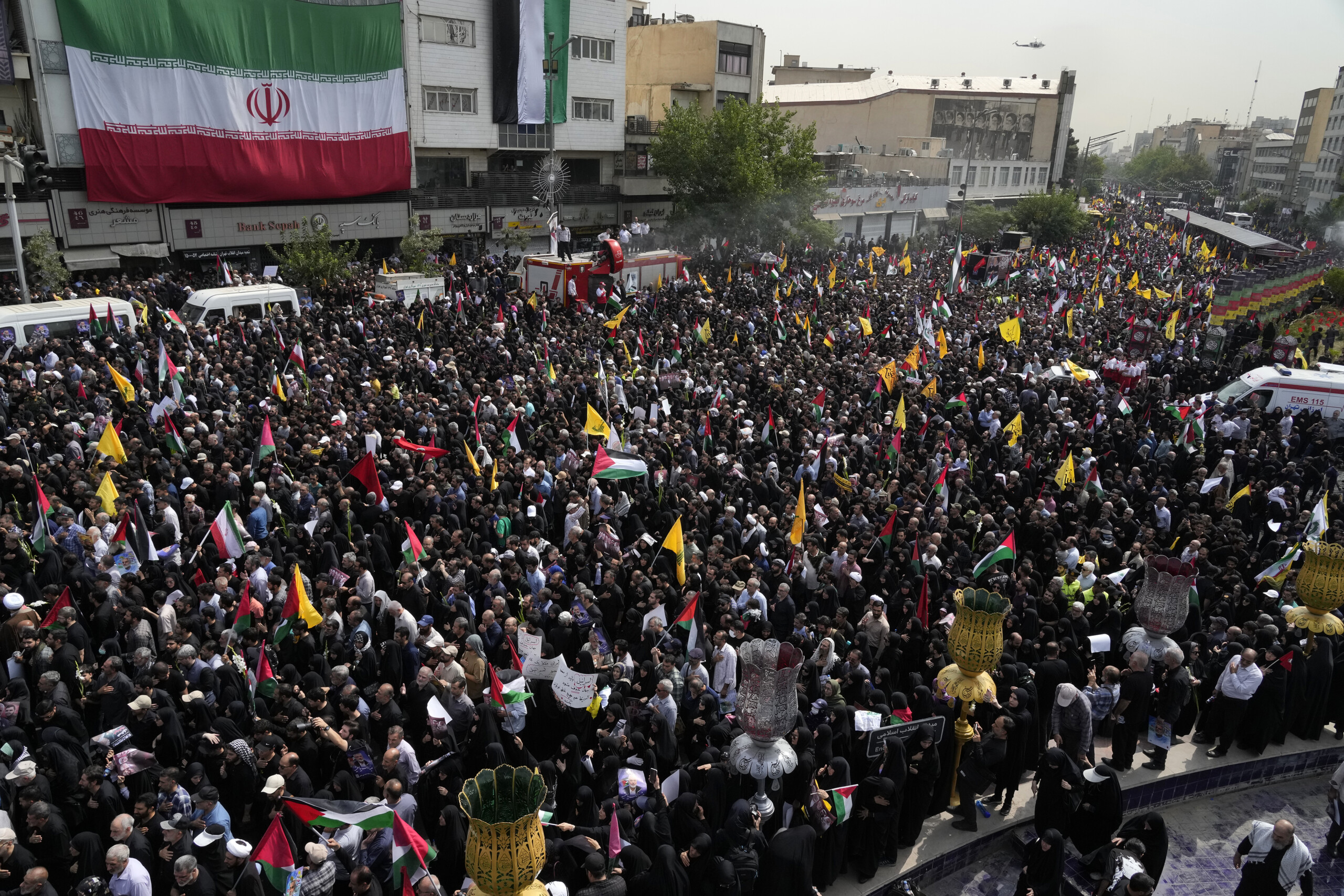 iran thousands in tehran for funerals of 60 victims of israeli attacks scaled