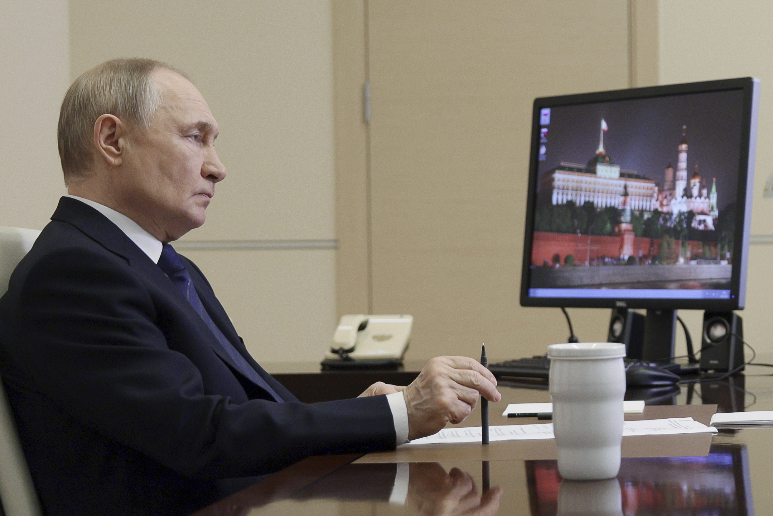 russia putin the future of the country lies in the arctic