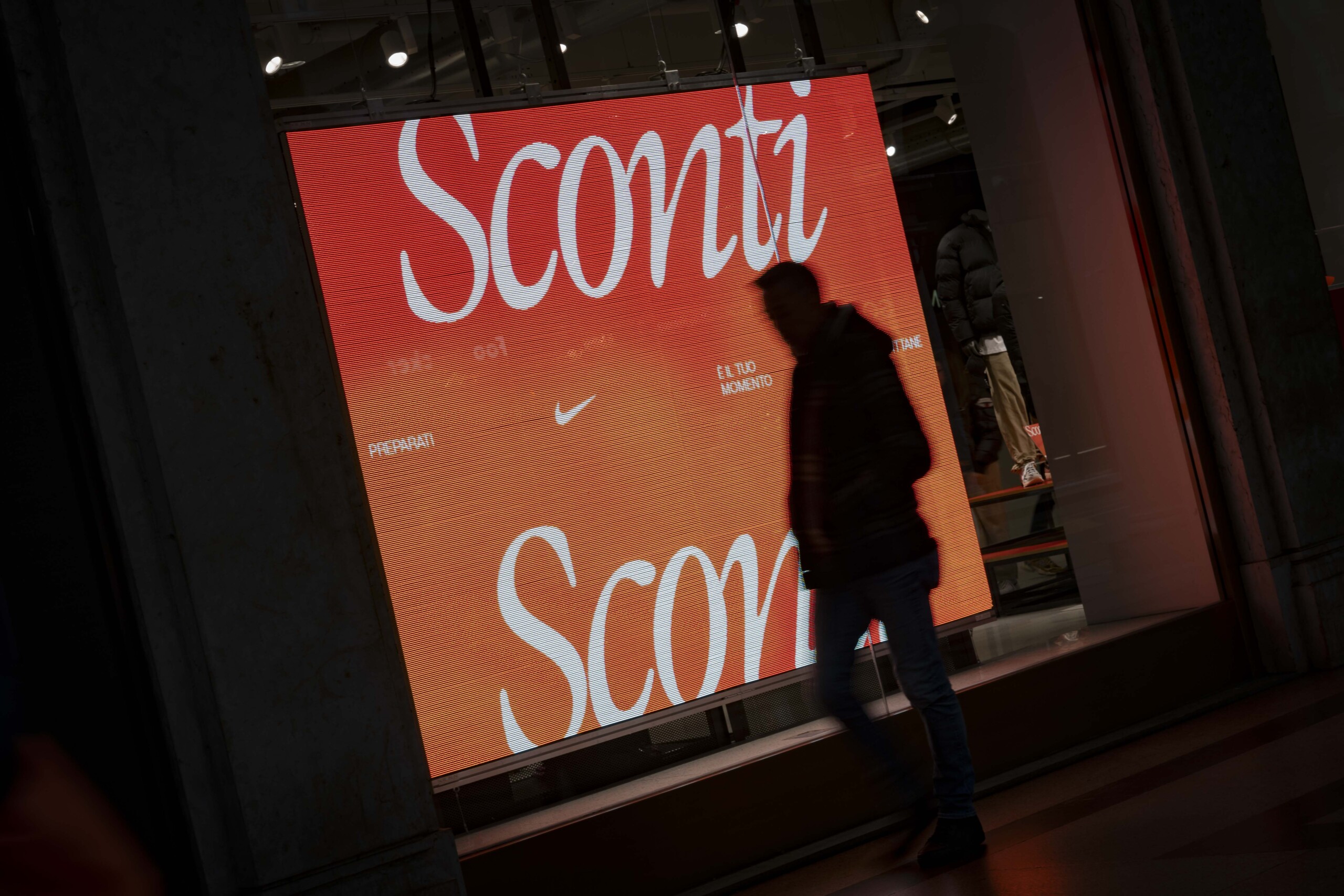 sales fismo confesercenti with 700 million spent on discounts before the start scaled