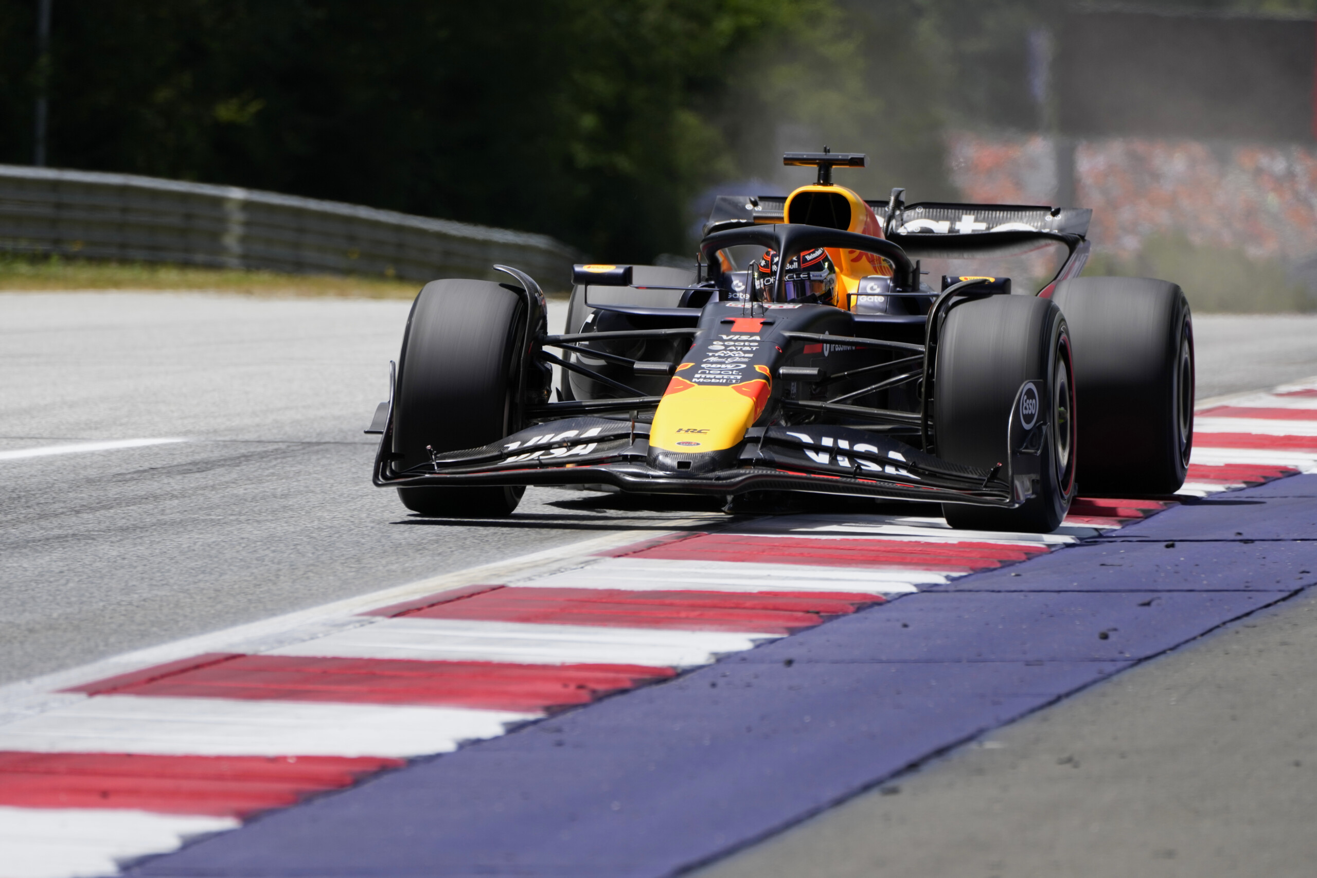 f1 austrian grand prix safety car after first lap verstappen and antonelli out scaled