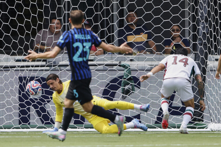 club world cup inter fluminense 0 2 nerazzurri eliminated