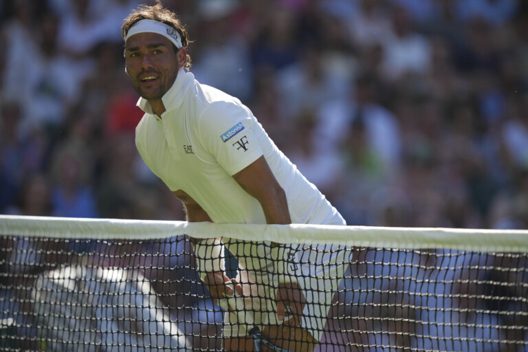 wimbledon fognini comes close alcaraz wins in fifth set