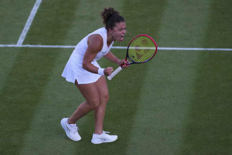 wimbledon paolini wins comeback victory and advances to second round