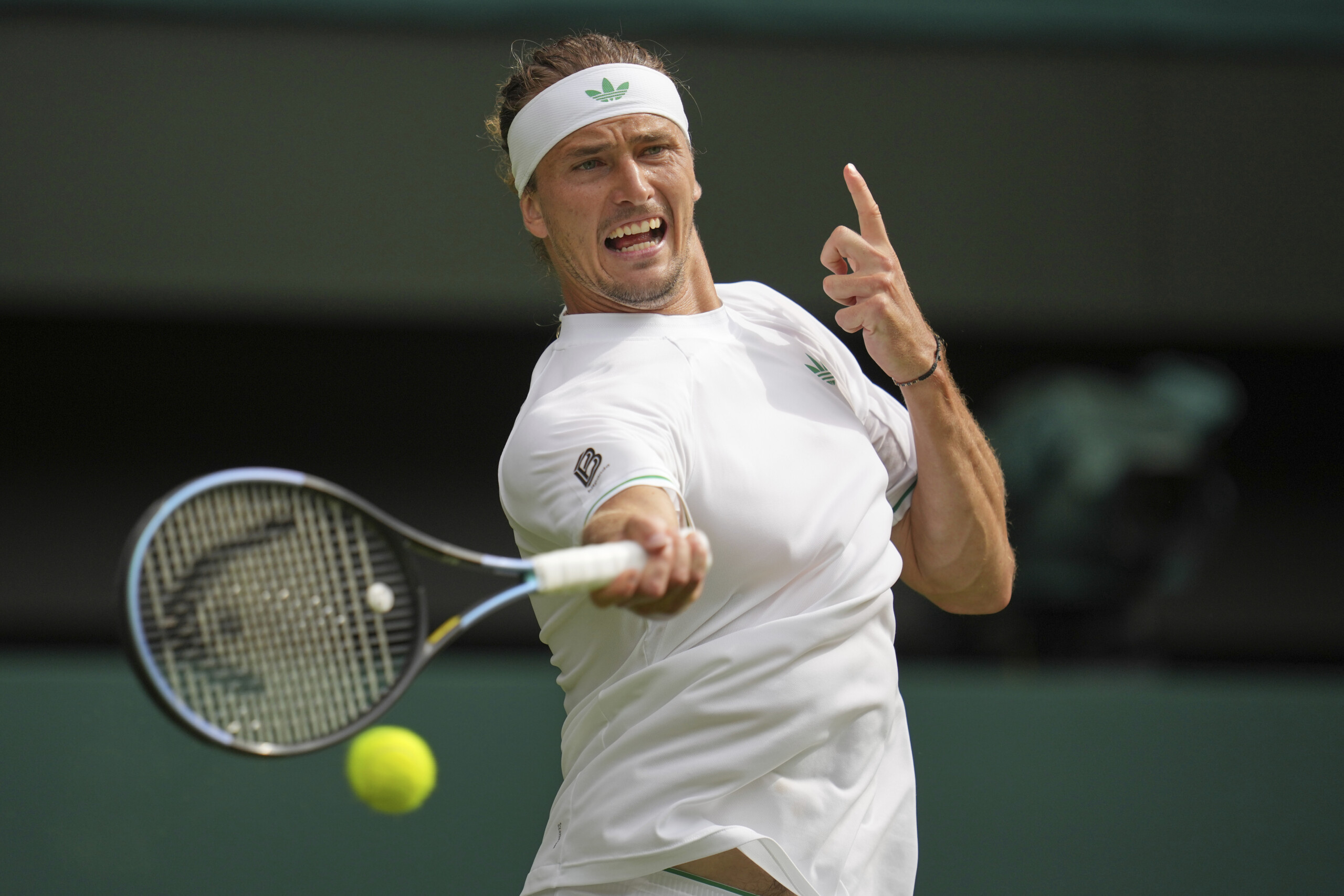 wimbledon zverev out in his debut against frenchman rinderknech scaled
