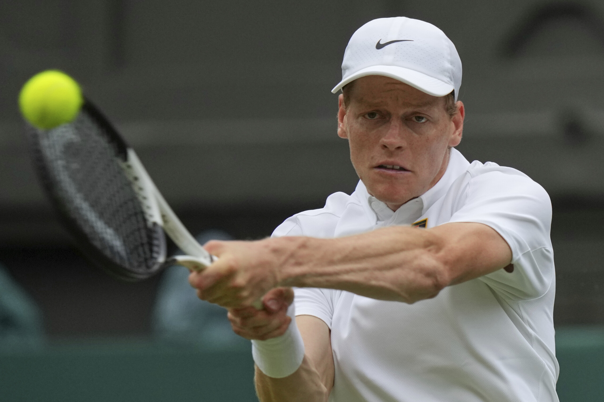 wimbledon sinner dominates and flies into the third round 3 0 against vukic now its martinez scaled