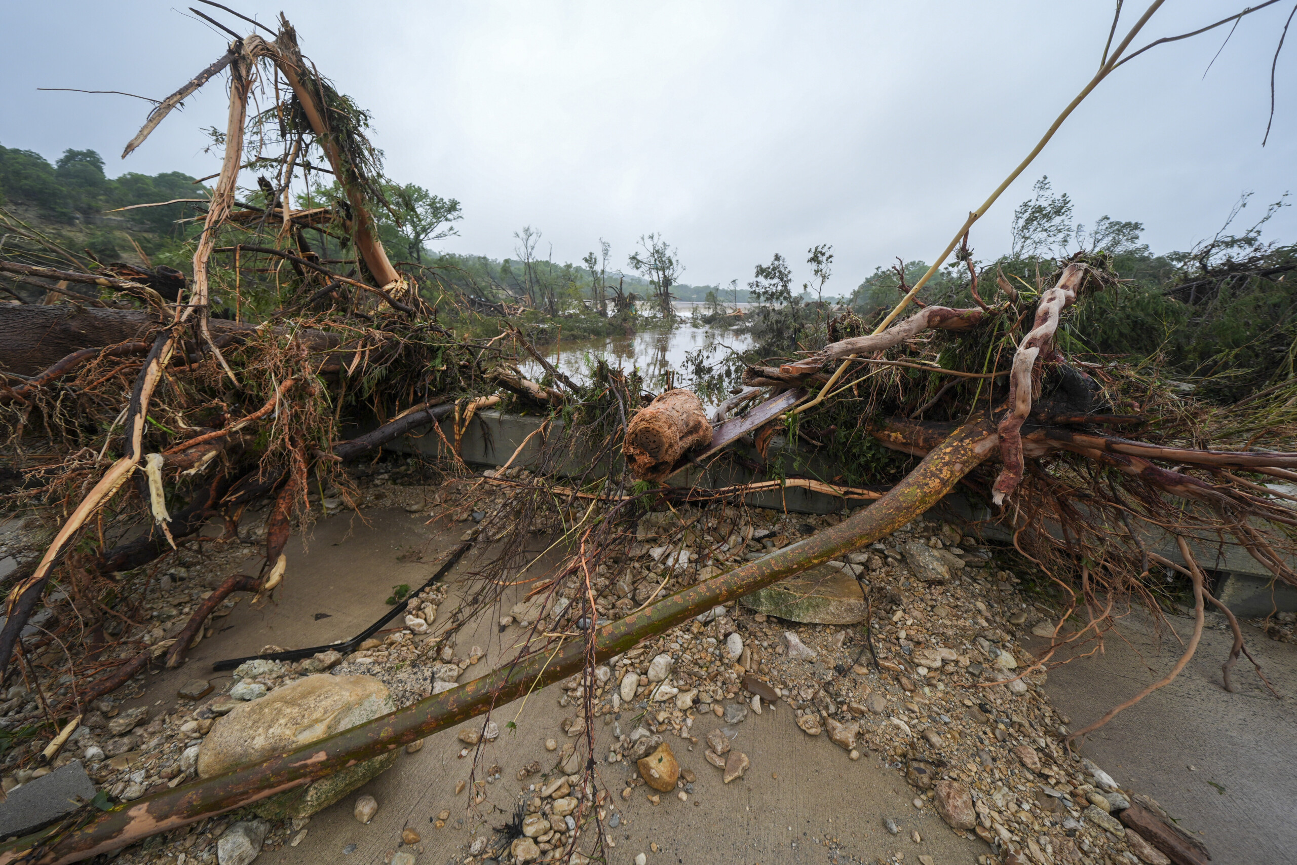 usa texas flood death toll rises to 27 including 9 children scaled
