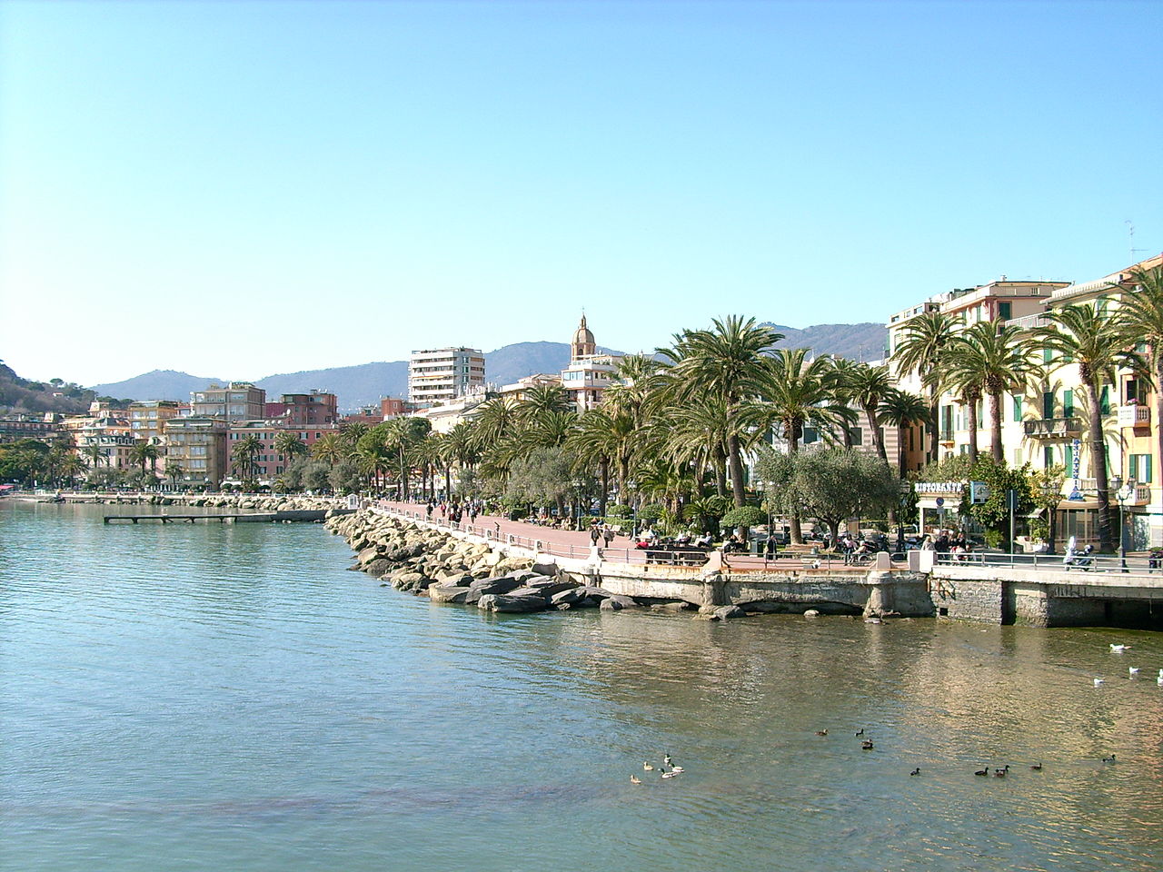 genoa tourist falls from hotel window and dies in rapallo