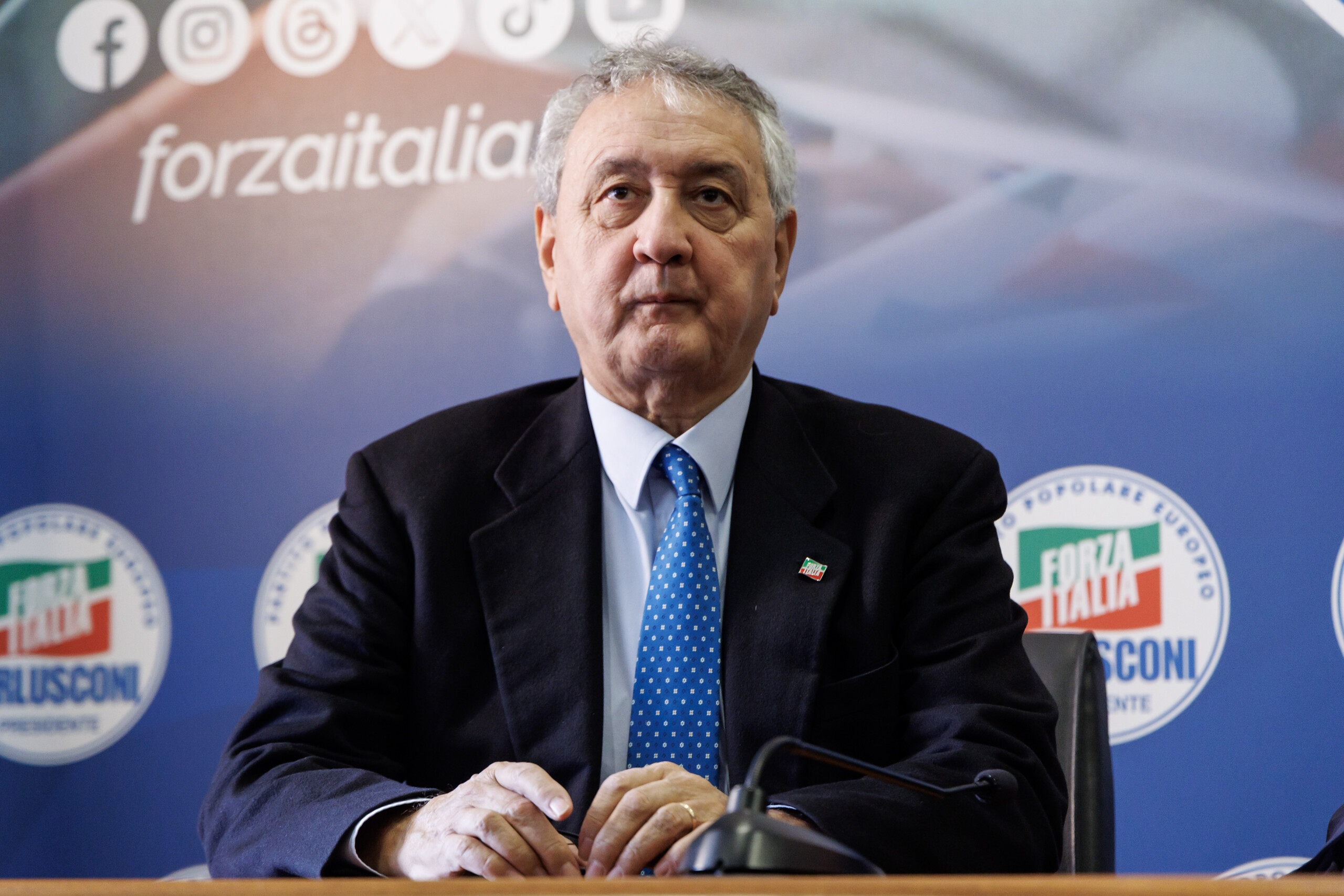ius scholae forza italia to lega with our proposal citizenship is harder to obtain scaled