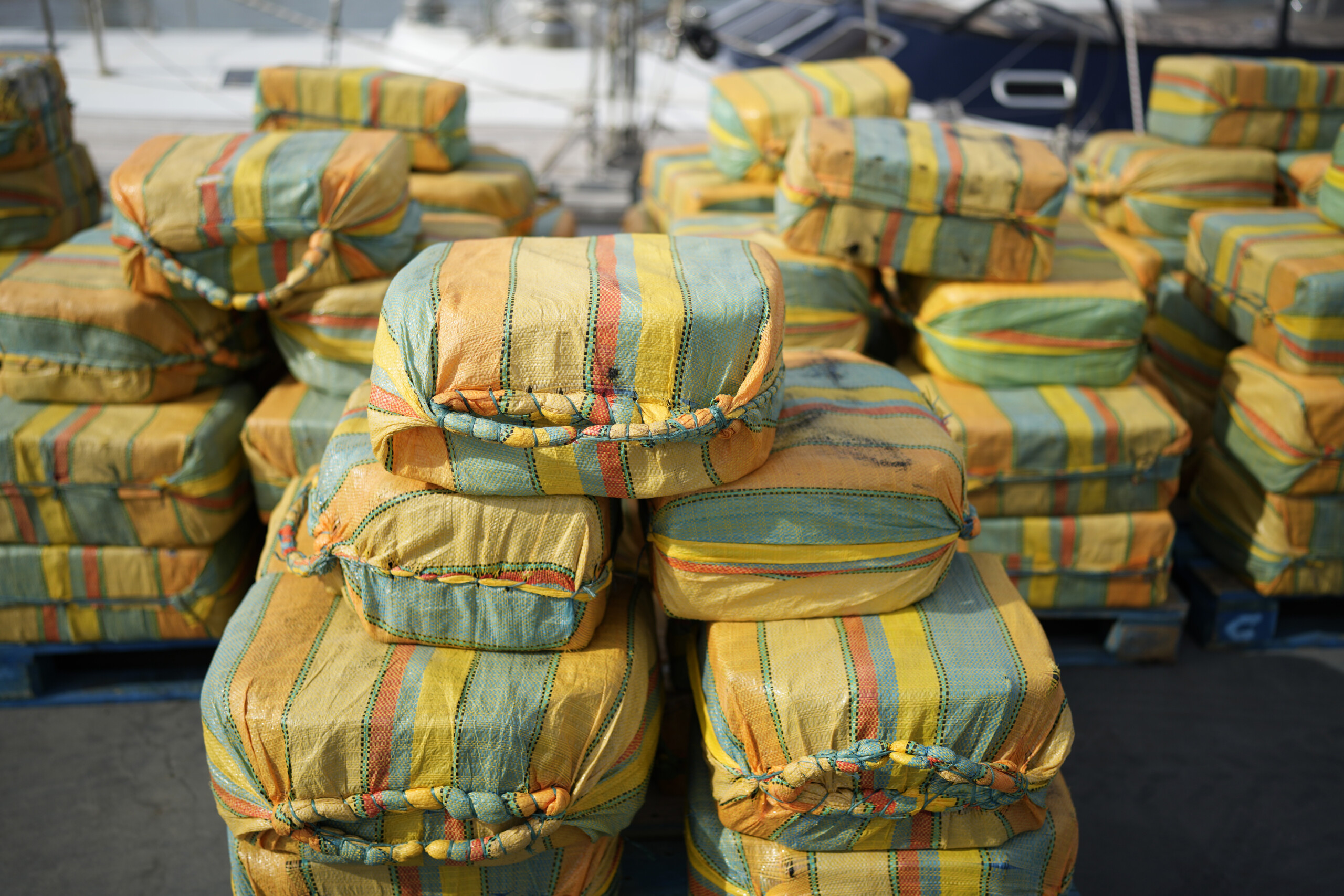 417 kg of cocaine seized in the port of gioia tauro scaled