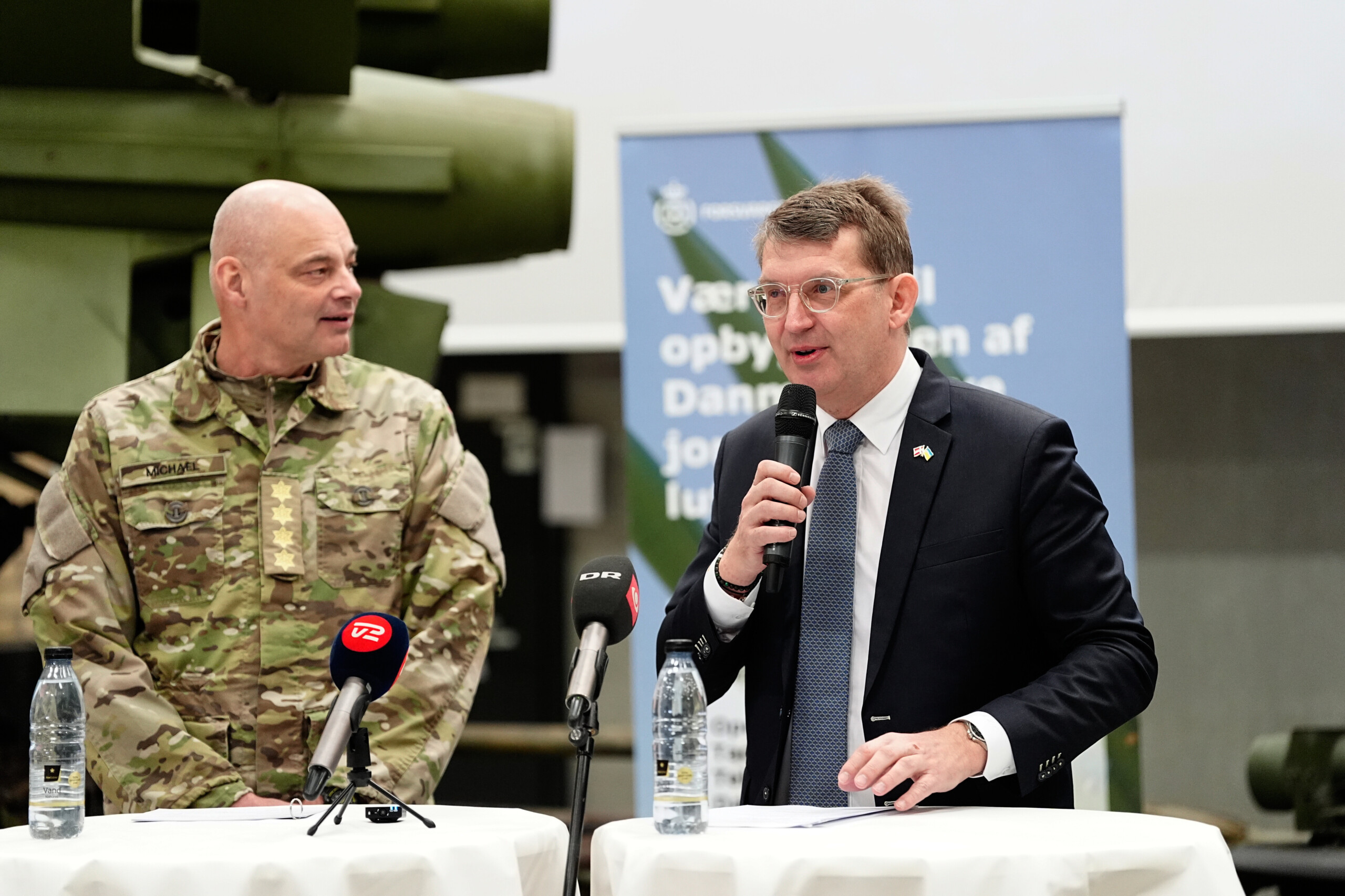 denmark to provide satellite communications to kiev scaled