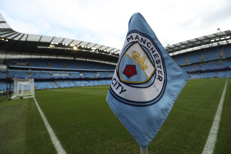 manchester city signs mega sponsorship deal with puma 1 billion over ten years