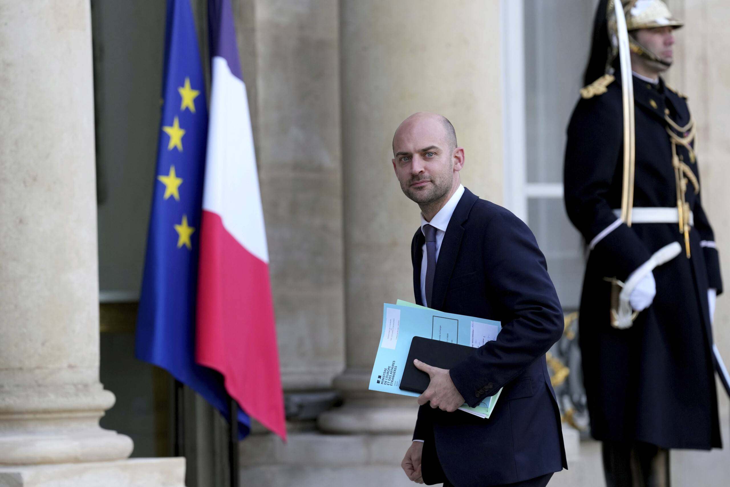 tariffs france 30 tariffs are blackmail we are not vassals of the us scaled